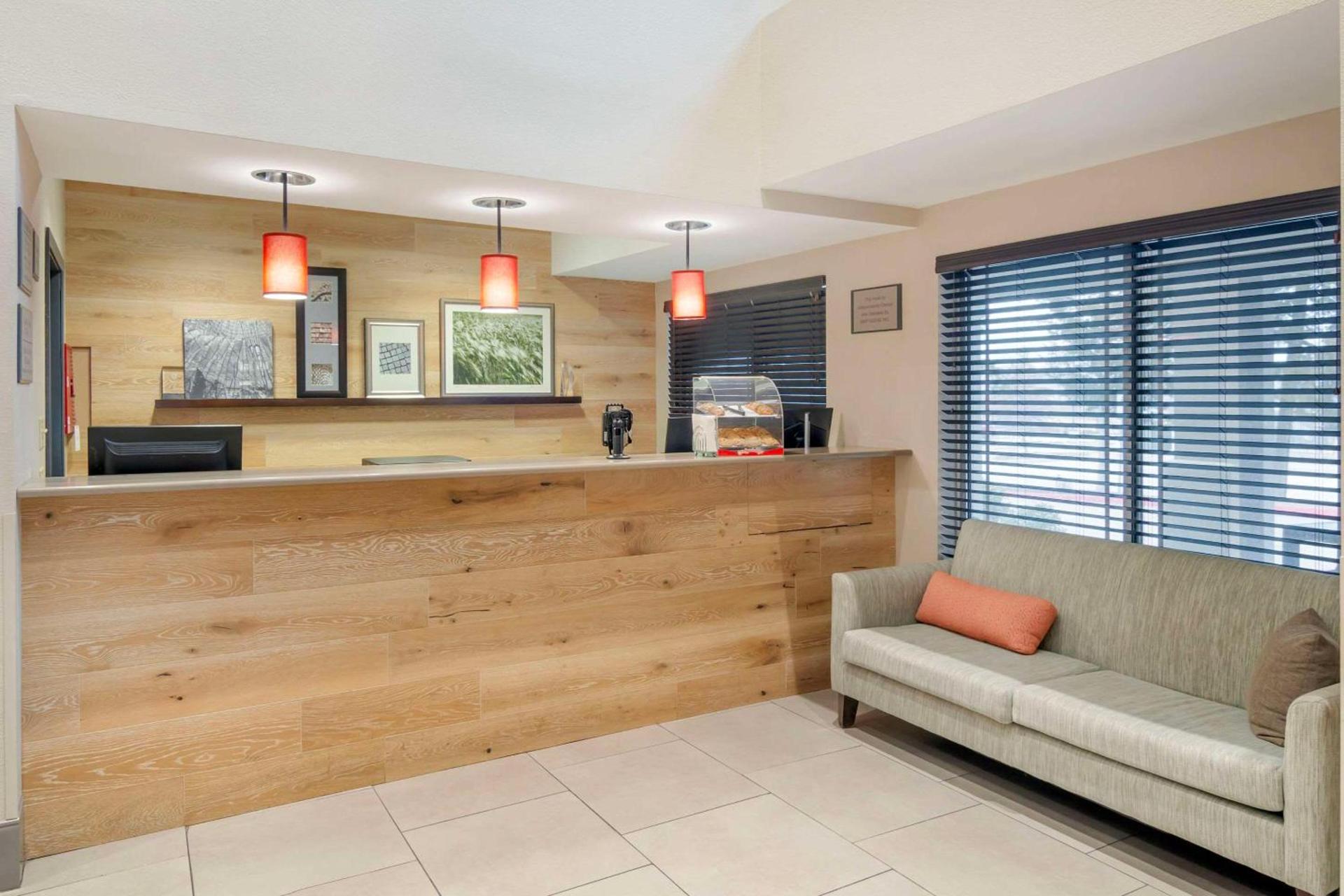 Country Inn & Suites by Radisson, Columbia, MO photo 4