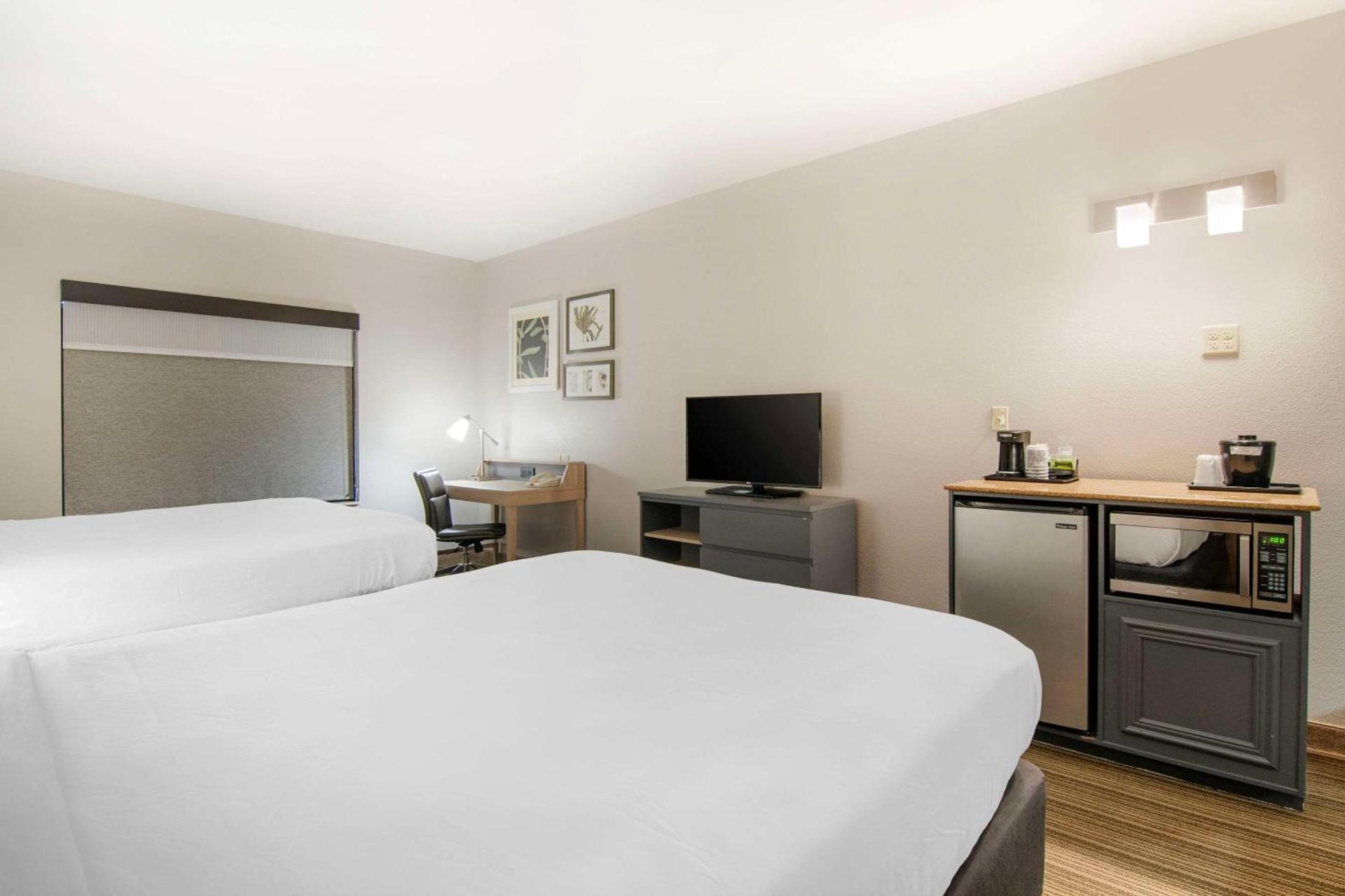 Country Inn & Suites by Radisson, Columbia, MO photo 14