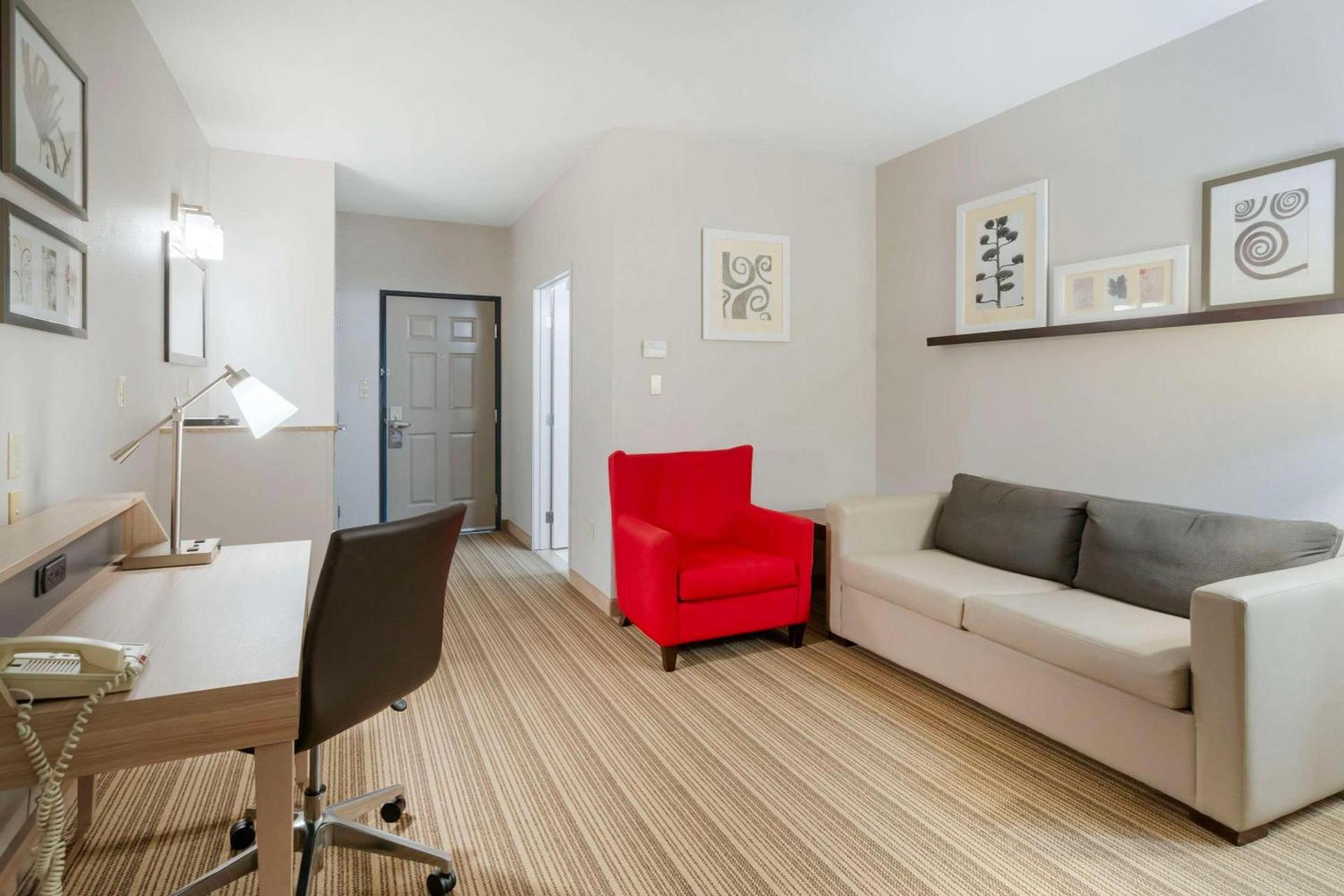 Country Inn & Suites by Radisson, Columbia, MO photo 25