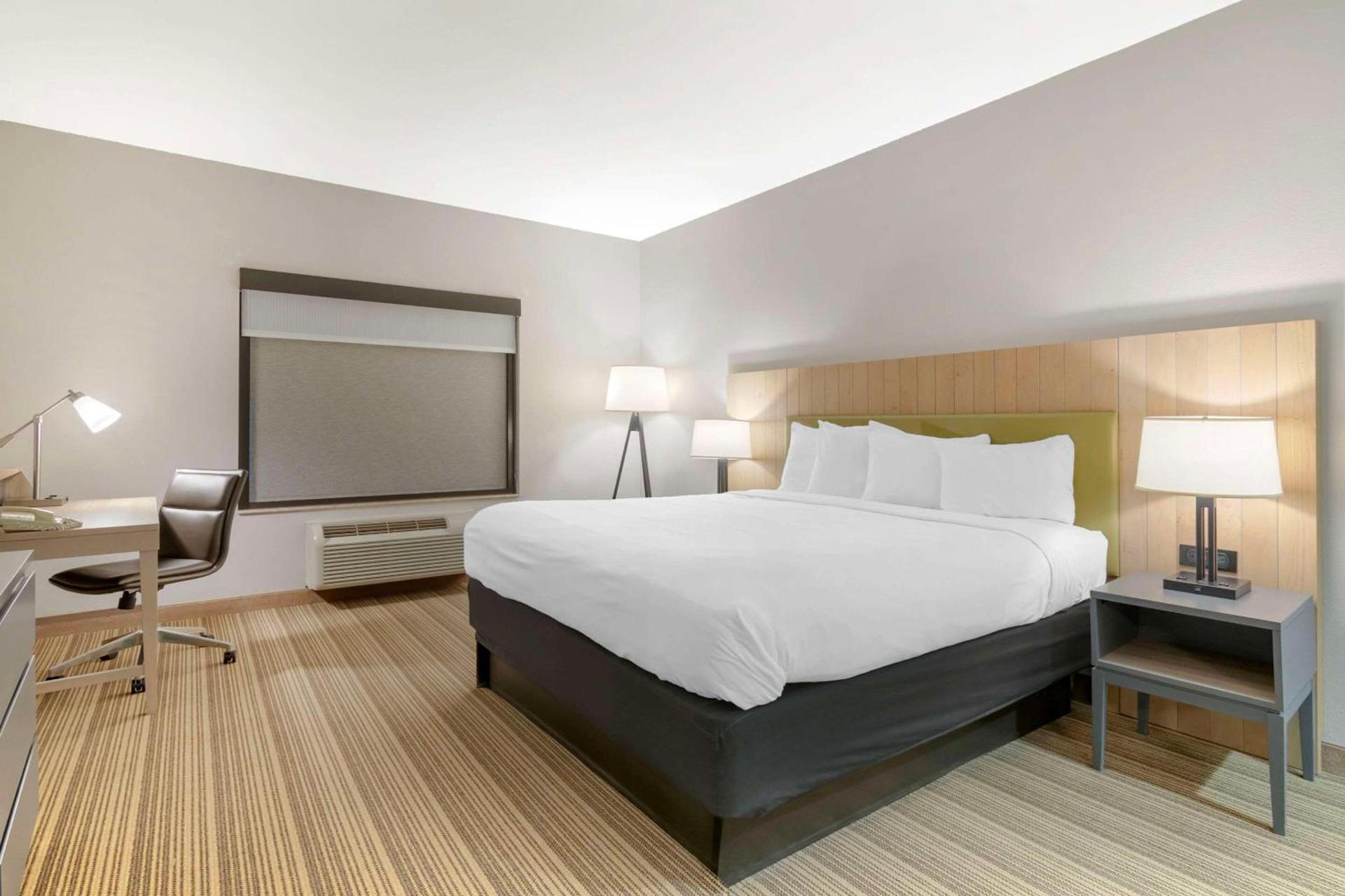 Country Inn & Suites by Radisson, Columbia, MO photo 30