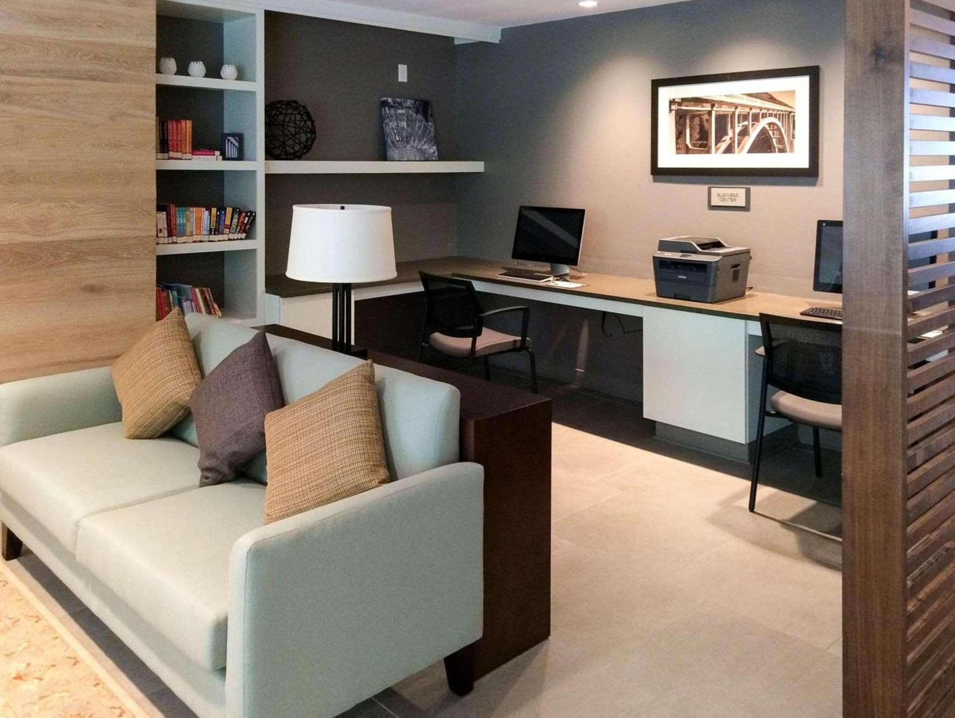 Country Inn & Suites by Radisson, Smithfield-Selma, NC photo 12