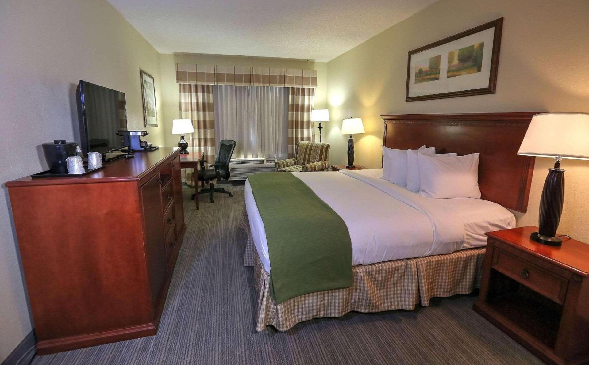 Country Inn & Suites by Radisson, Charlotte I-85 Airport, NC photo 7