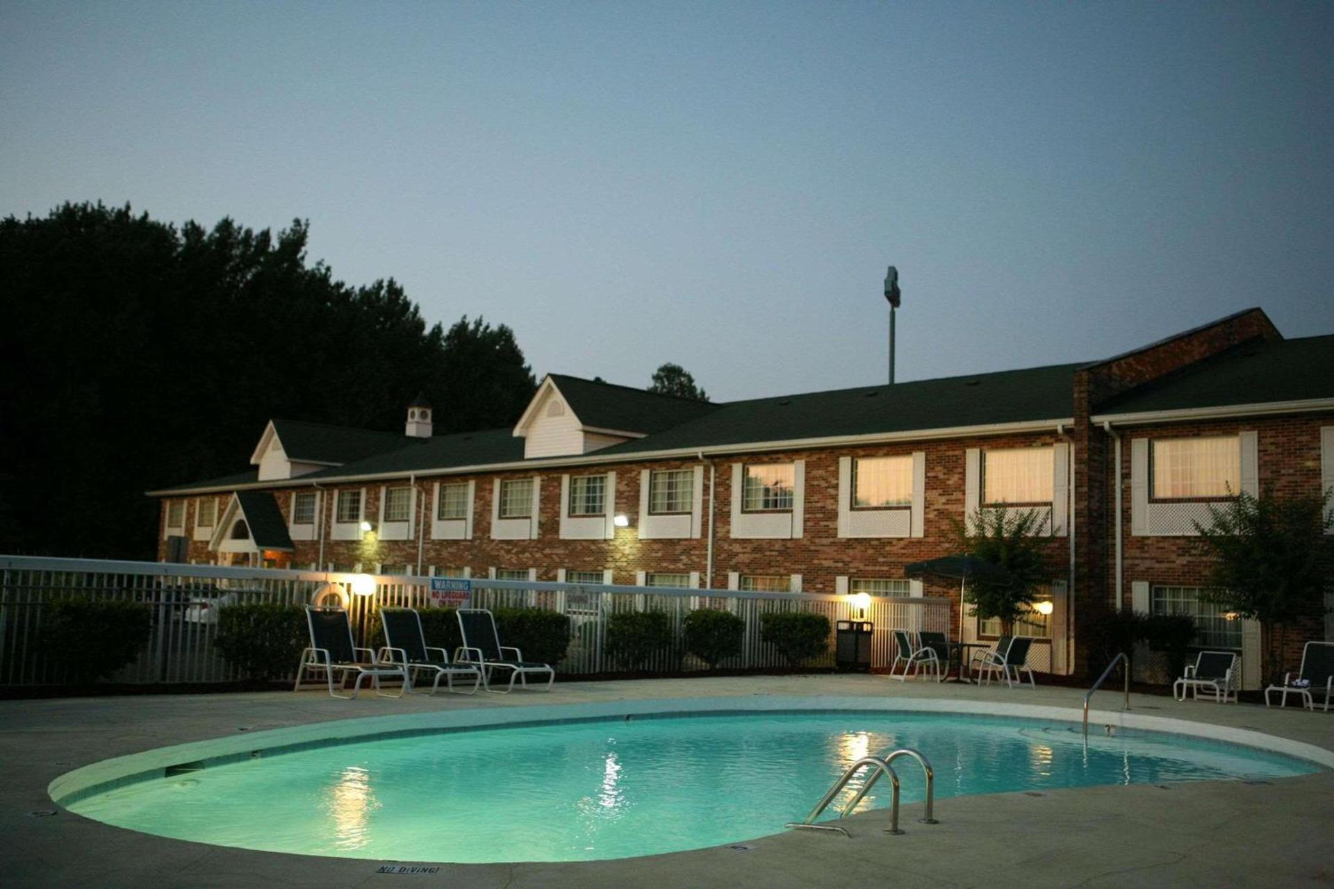 Country Inn & Suites by Radisson, Charlotte I-85 Airport, NC photo 10