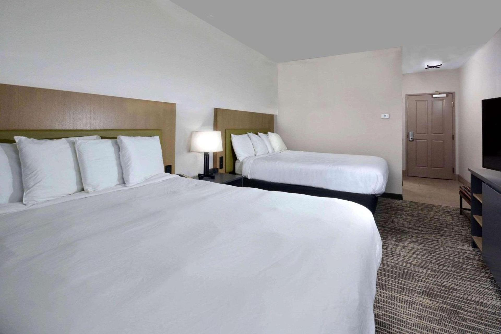 Country Inn & Suites by Radisson, Asheville West near Biltmore photo 8