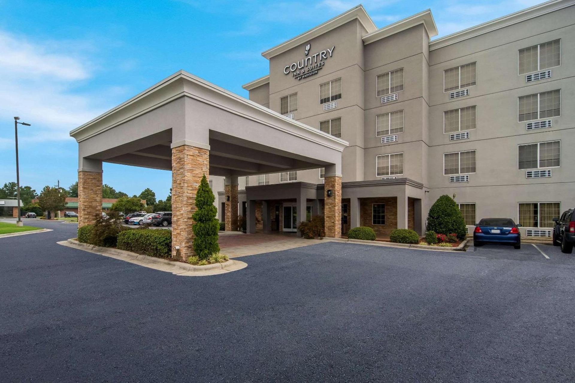 Country Inn & Suites by Radisson, Goldsboro, NC — hotel in Goldsboro