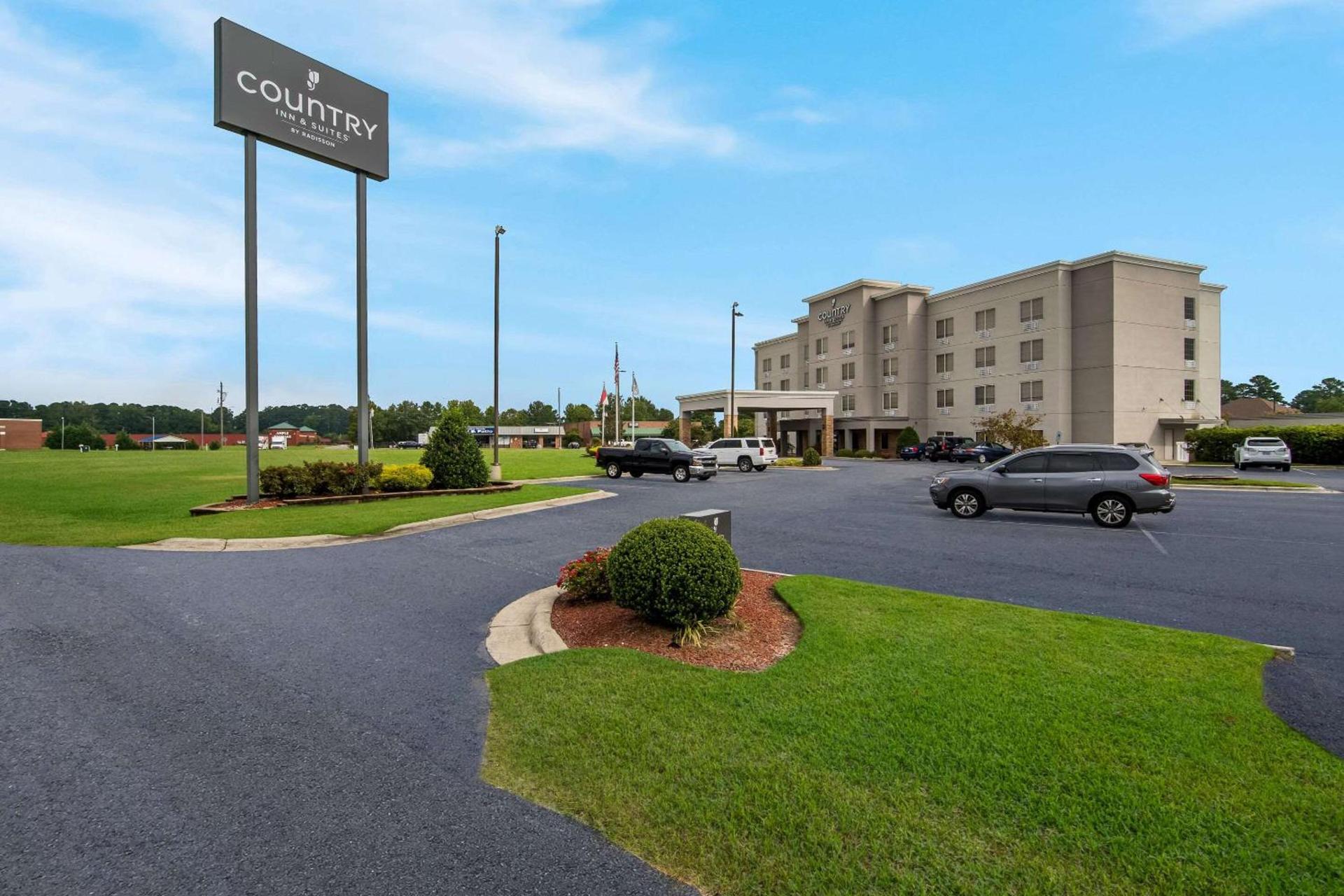Country Inn & Suites by Radisson, Goldsboro, NC photo 2
