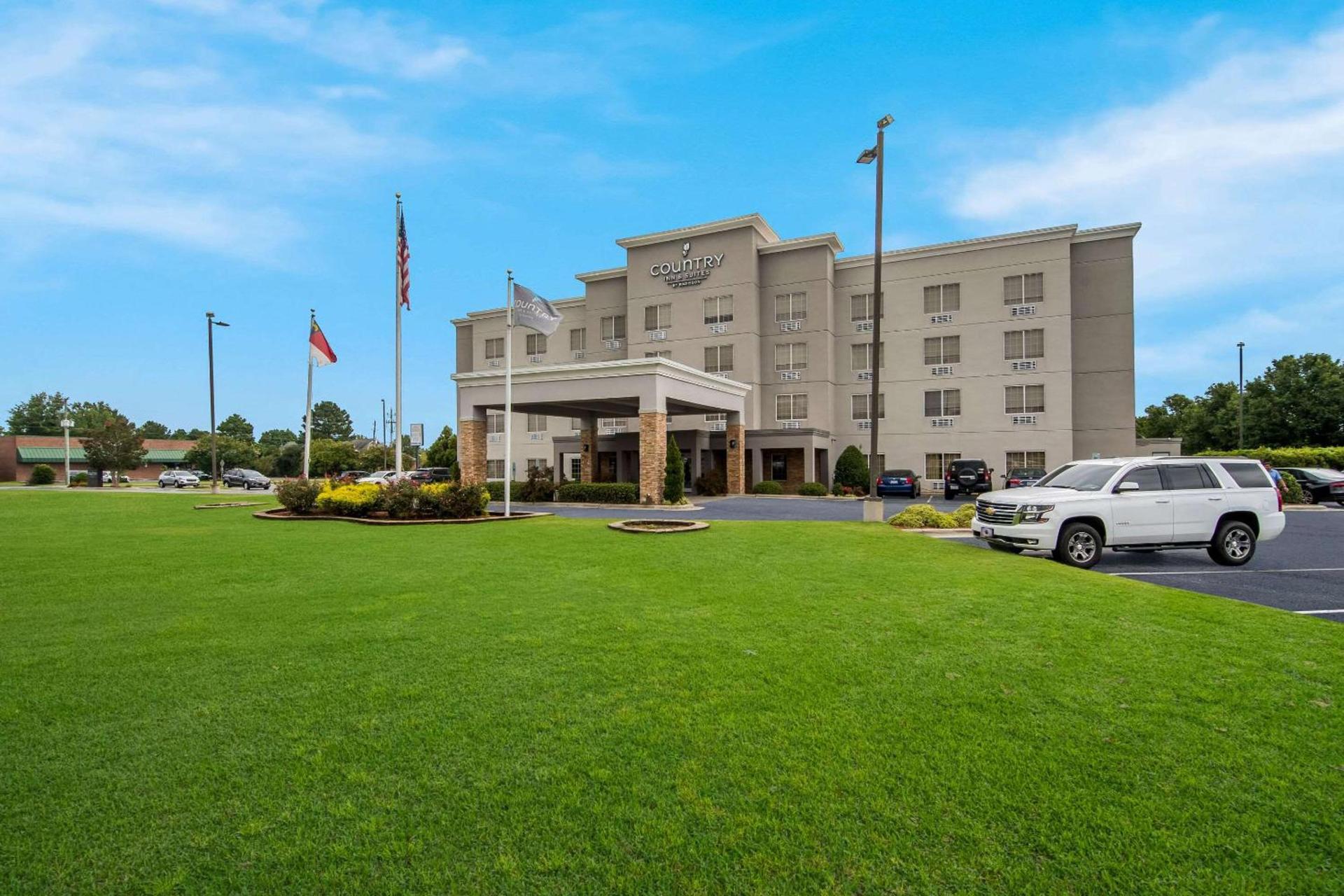 Country Inn & Suites by Radisson, Goldsboro, NC photo 3
