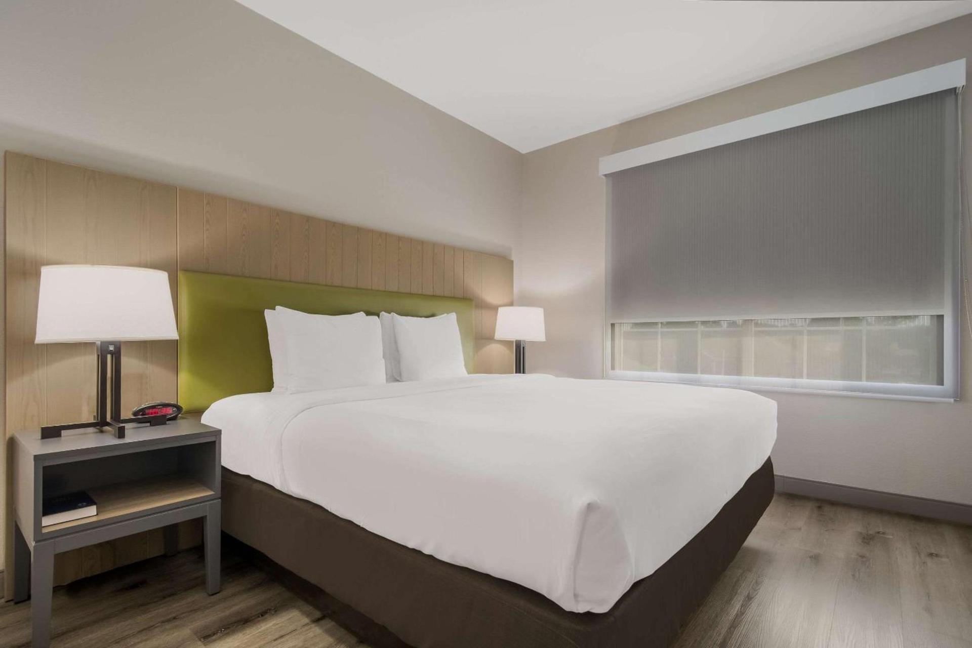 Country Inn & Suites by Radisson, Goldsboro, NC photo 19