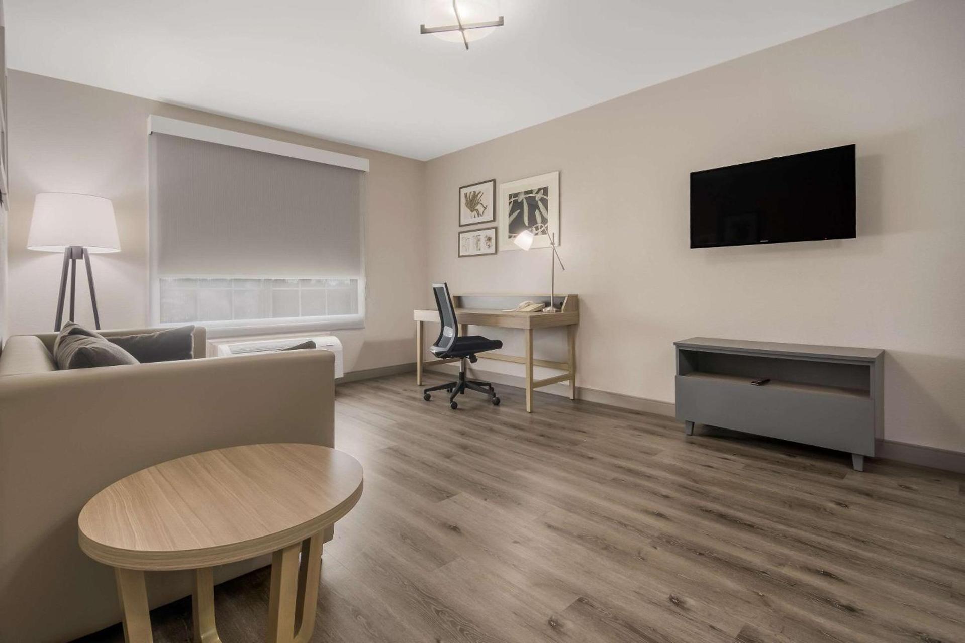 Country Inn & Suites by Radisson, Goldsboro, NC photo 26