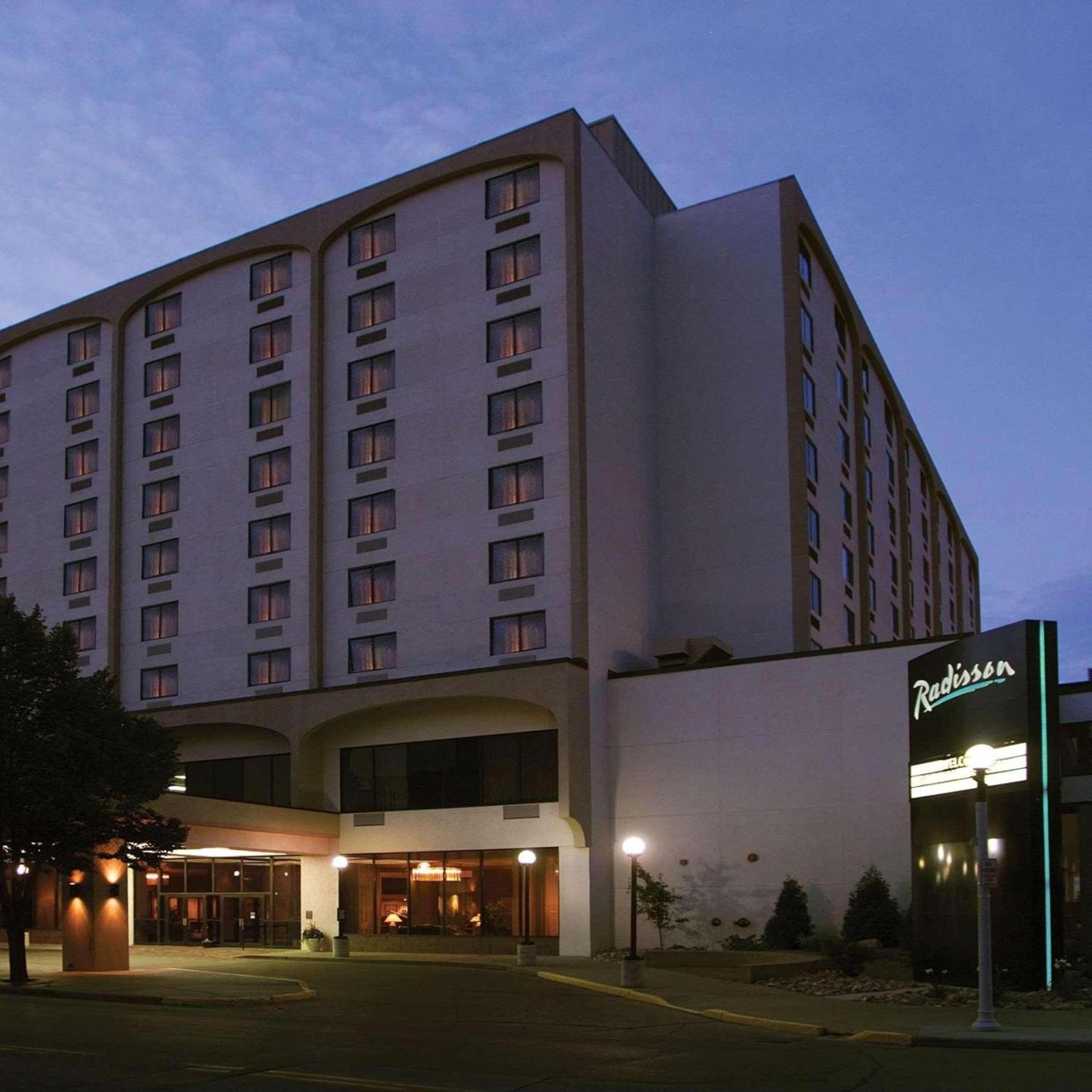 Radisson Hotel Bismarck — hotel in Bismarck