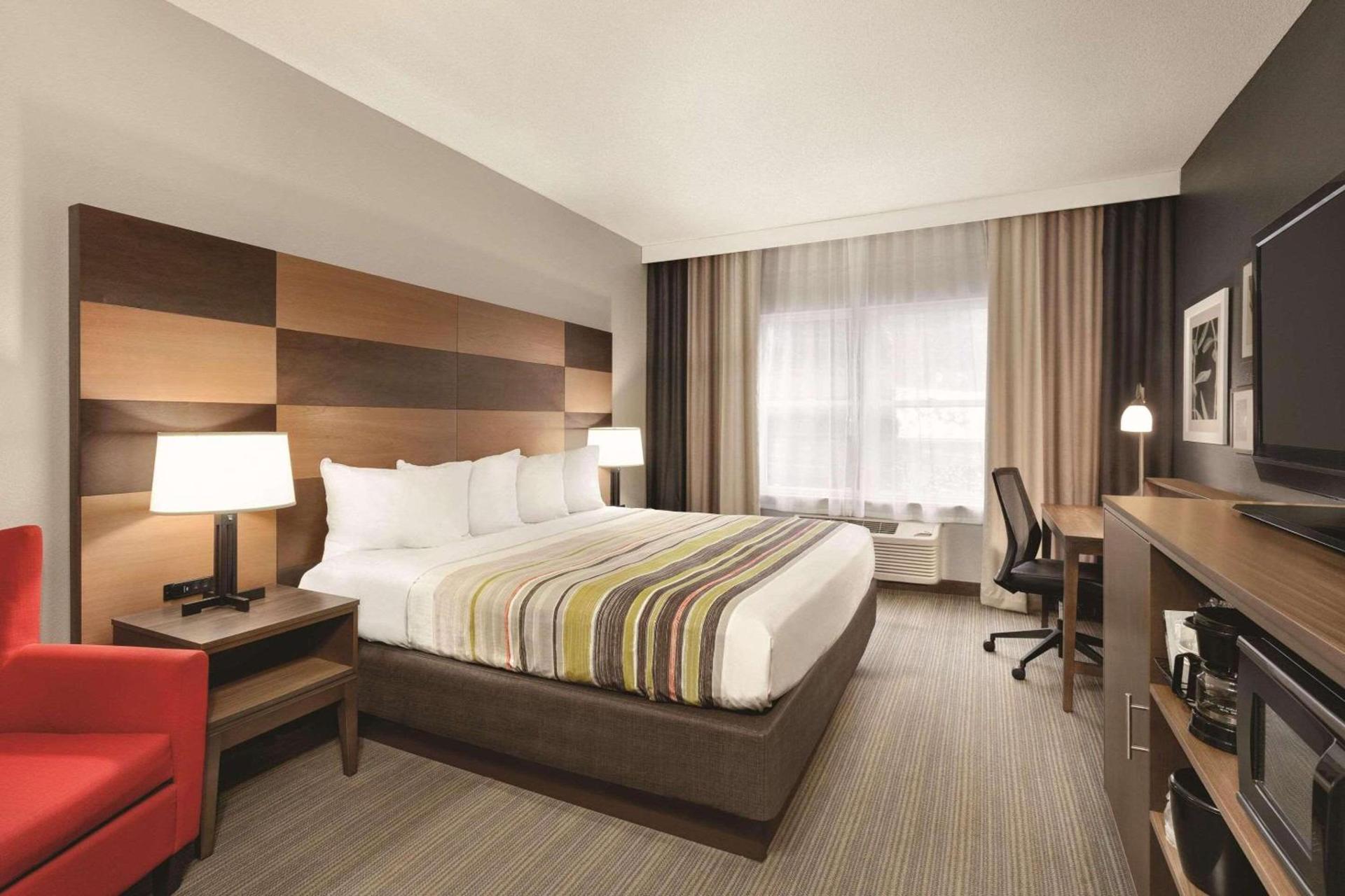 Country Inn & Suites by Radisson, Boone, NC photo 5