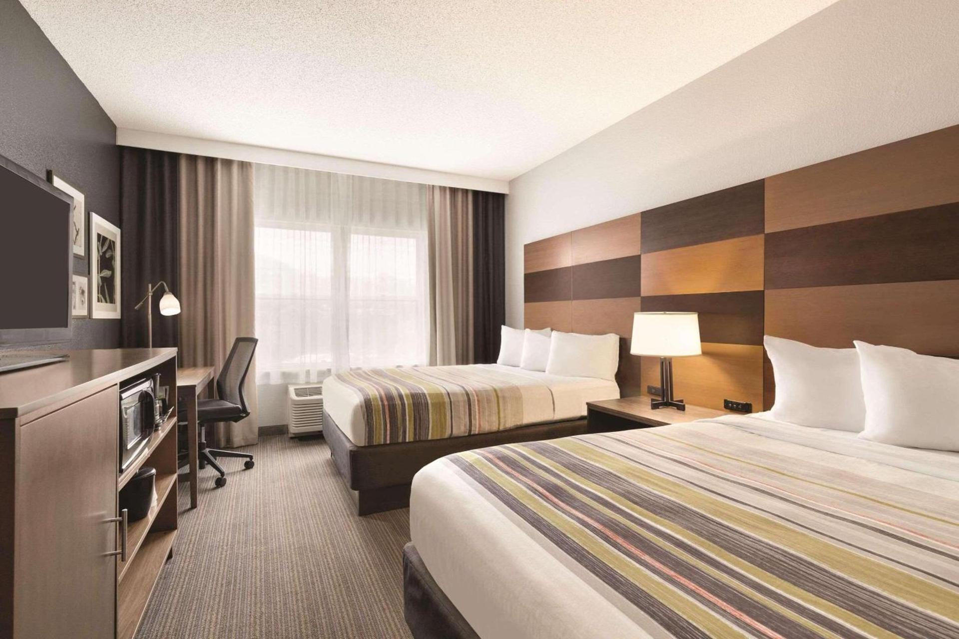 Country Inn & Suites by Radisson, Boone, NC photo 6