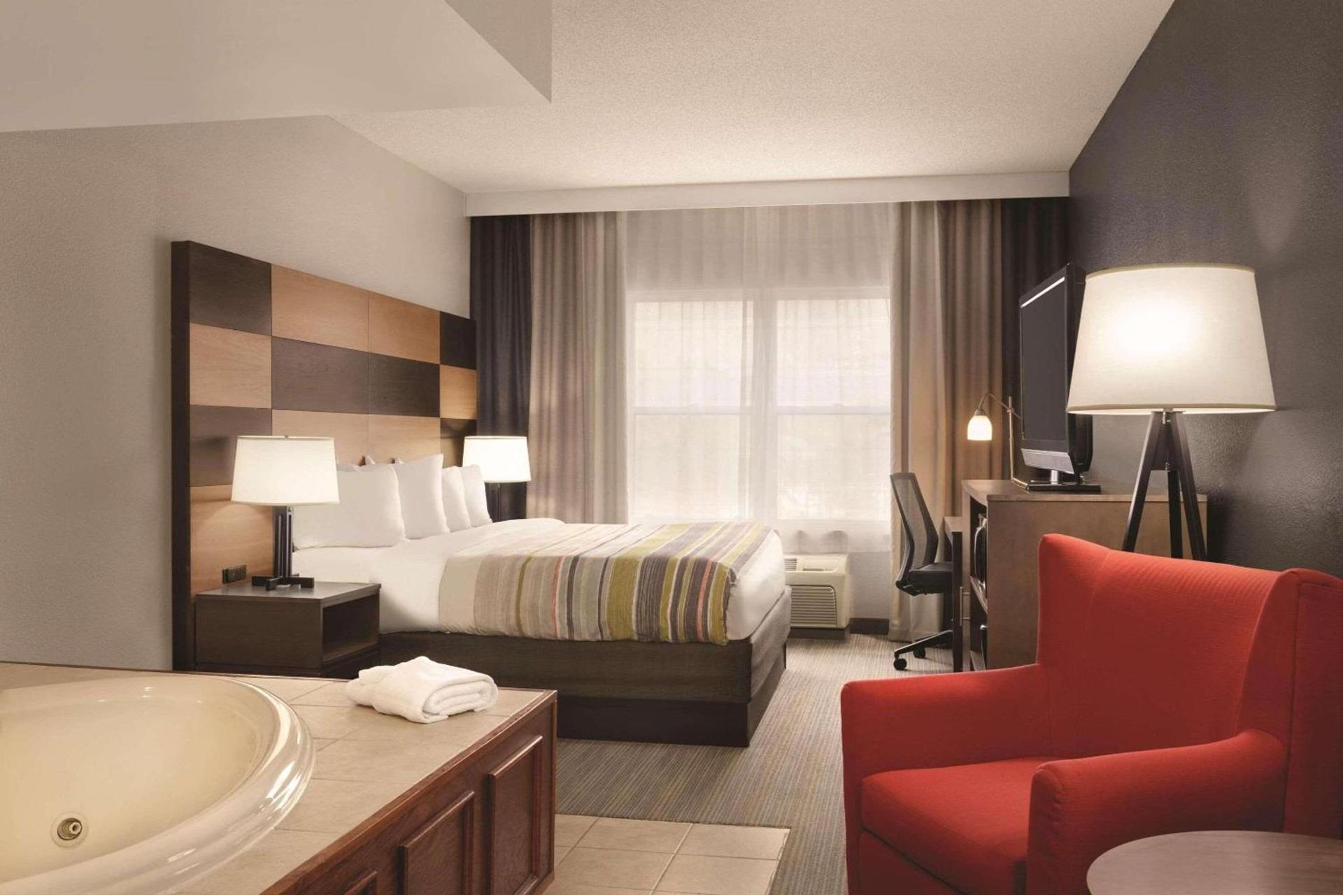 Country Inn & Suites by Radisson, Boone, NC photo 15