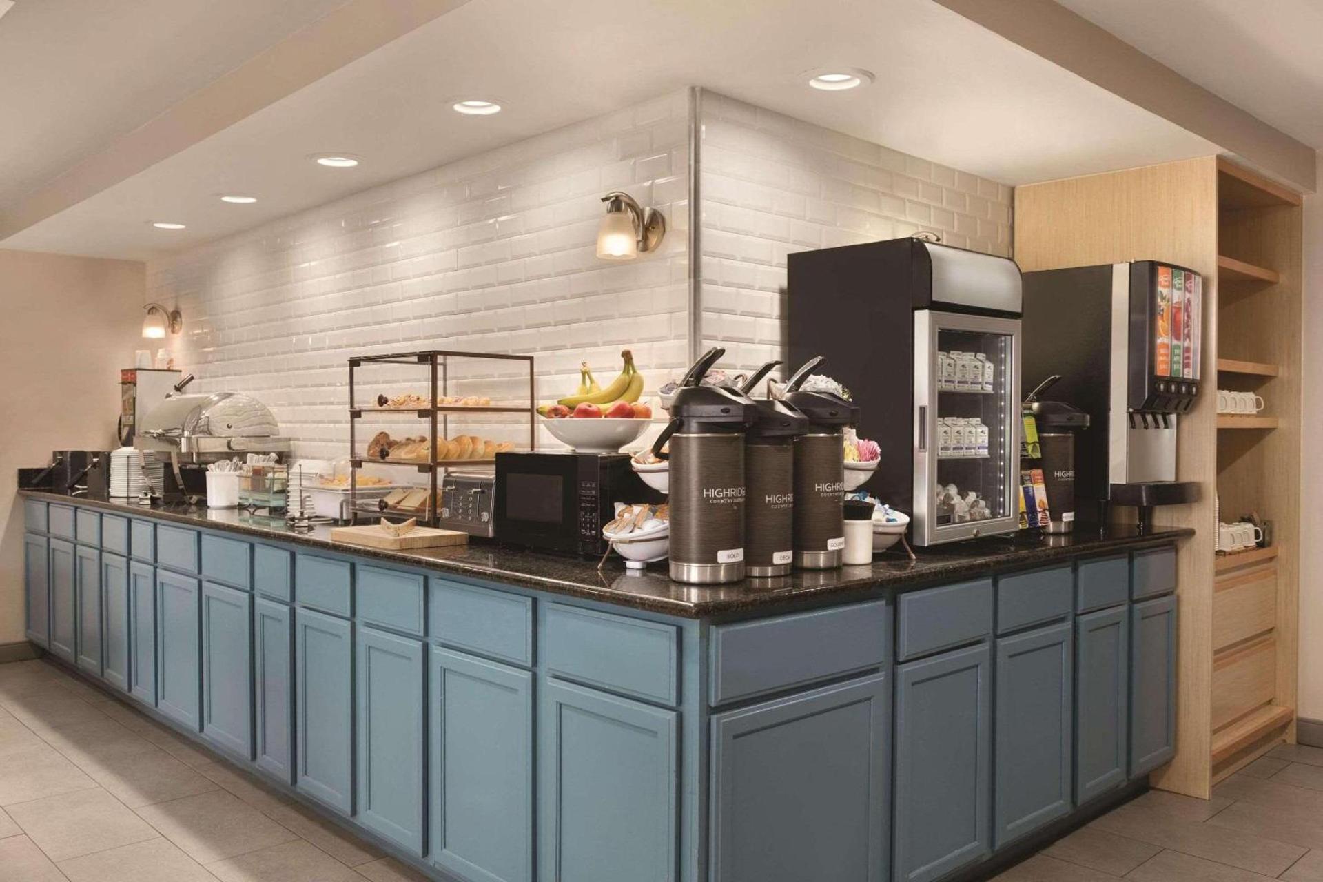 Country Inn & Suites by Radisson, Boone, NC photo 19