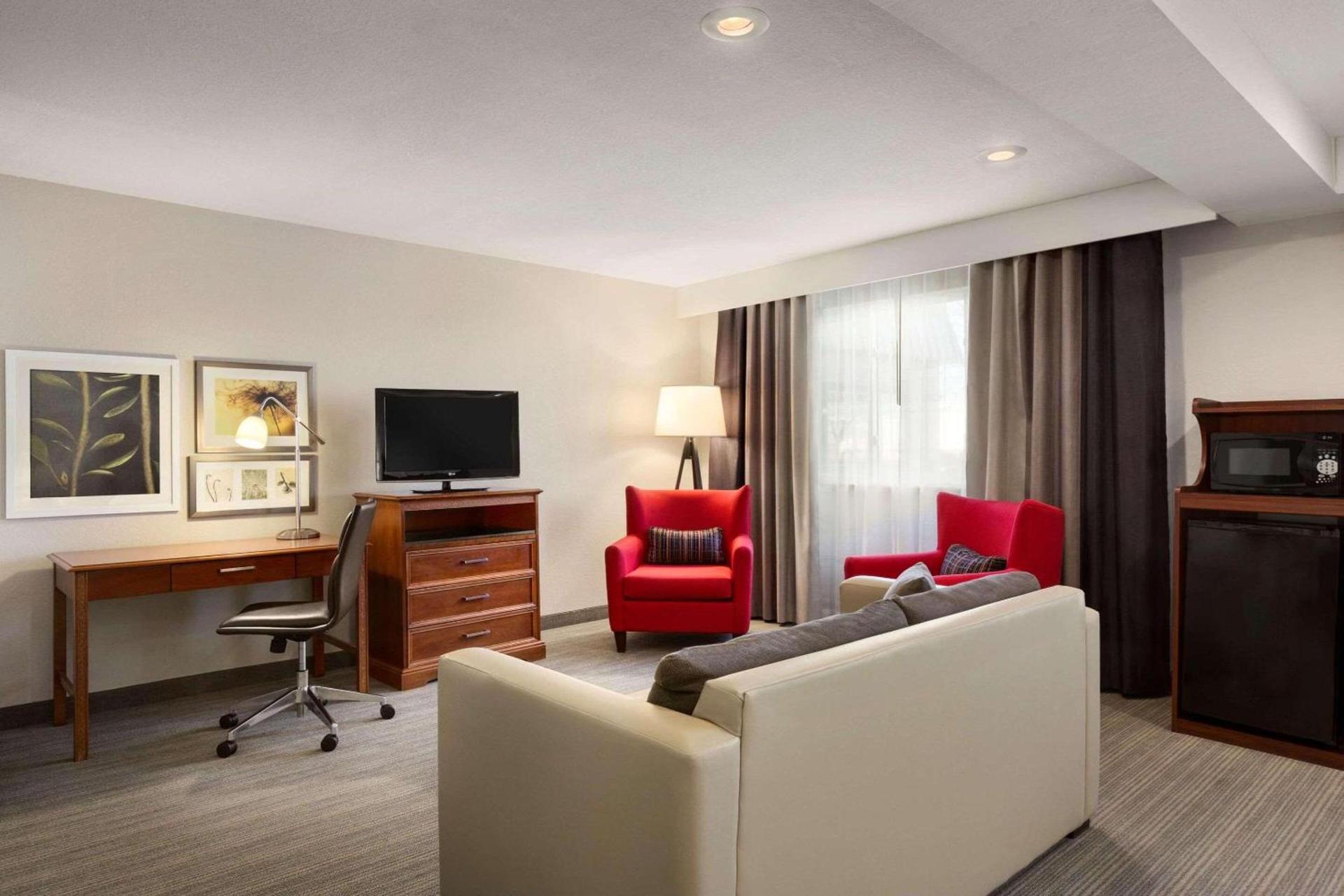 Country Inn & Suites by Radisson, Sidney, NE photo 10