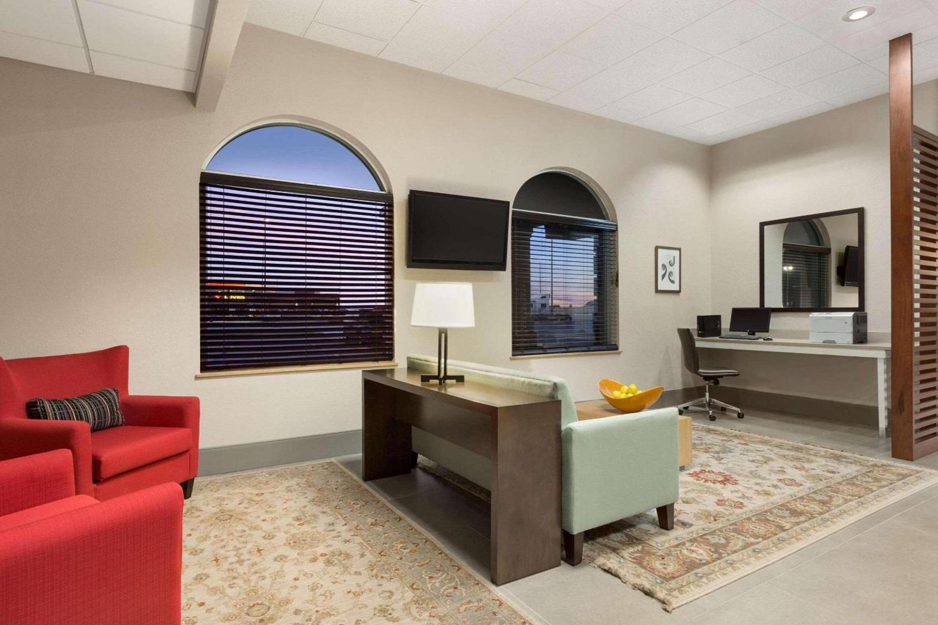 Country Inn & Suites by Radisson, Sidney, NE photo 14