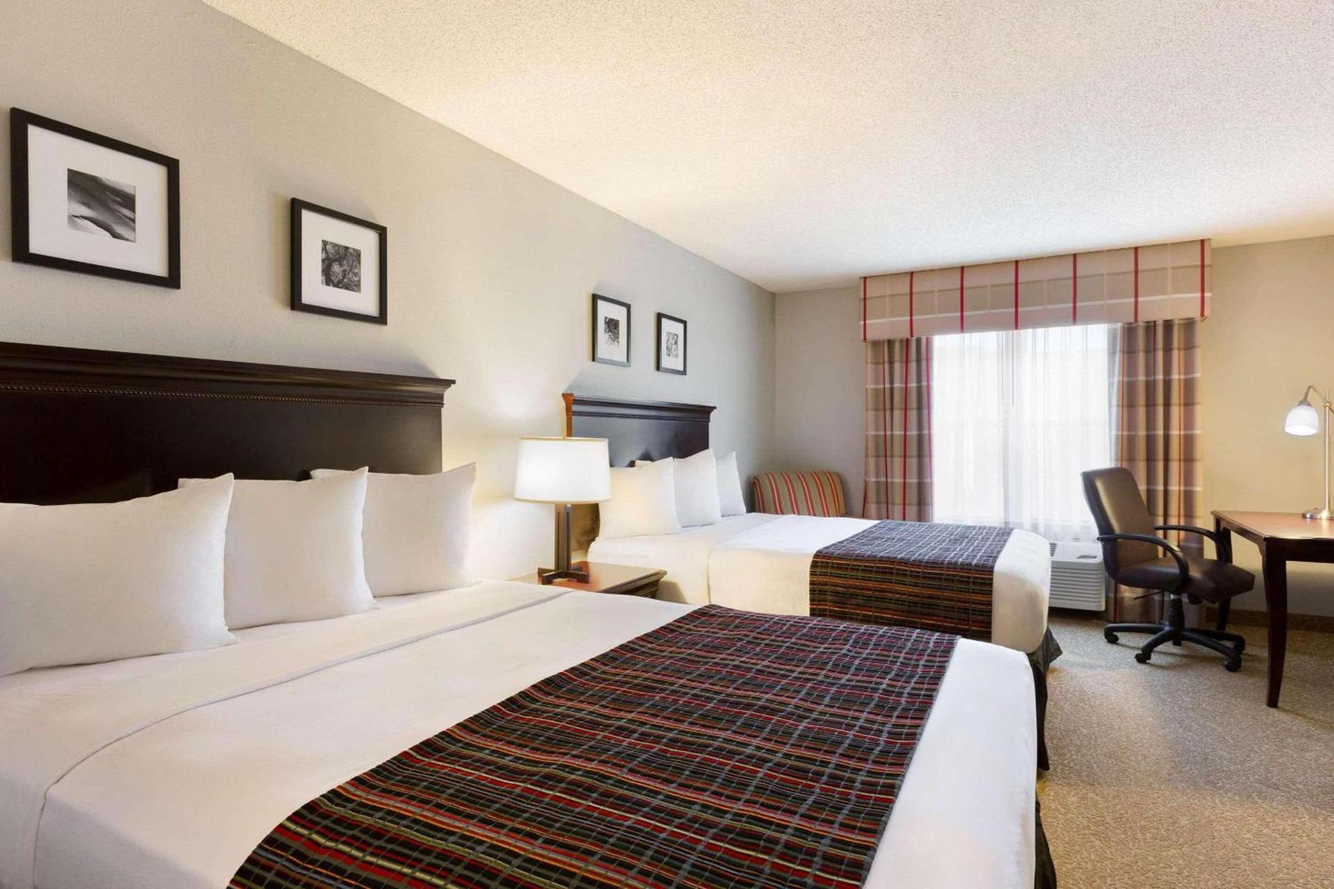 Country Inn & Suites by Radisson, Kearney, NE photo 4