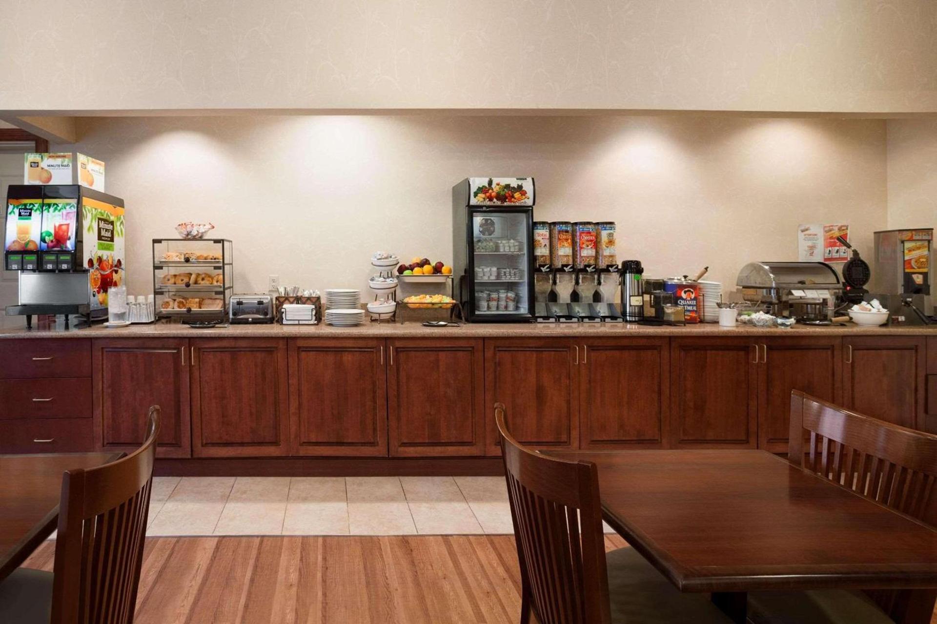 Four Points by Sheraton Bedford Manchester Airport photo 11