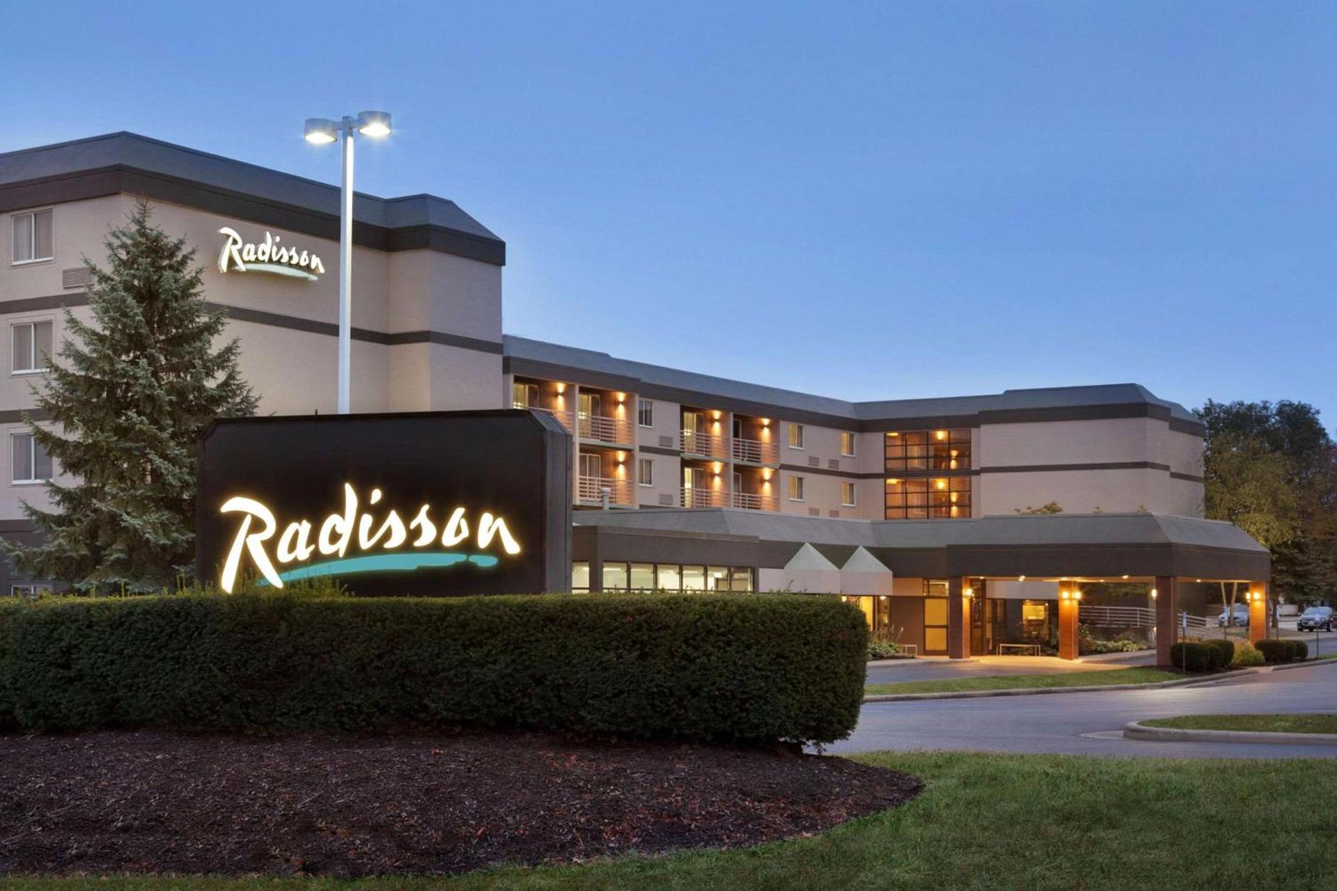 Radisson Akron-Fairlawn Copley photo 1