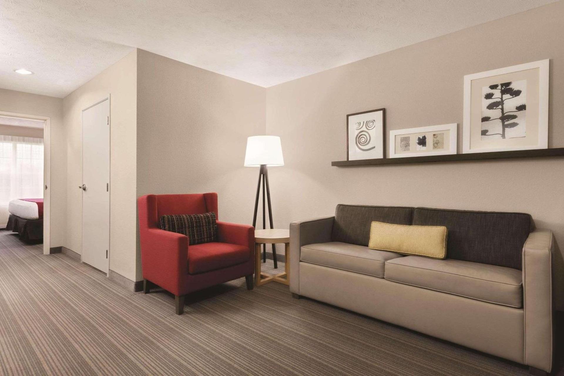 Country Inn & Suites by Radisson, Beavercreek-Dayton photo 10