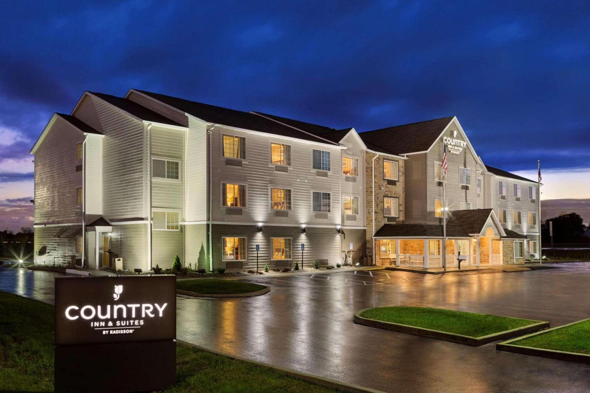 Country Inn & Suites by Radisson, Marion, OH — hotel in Marion