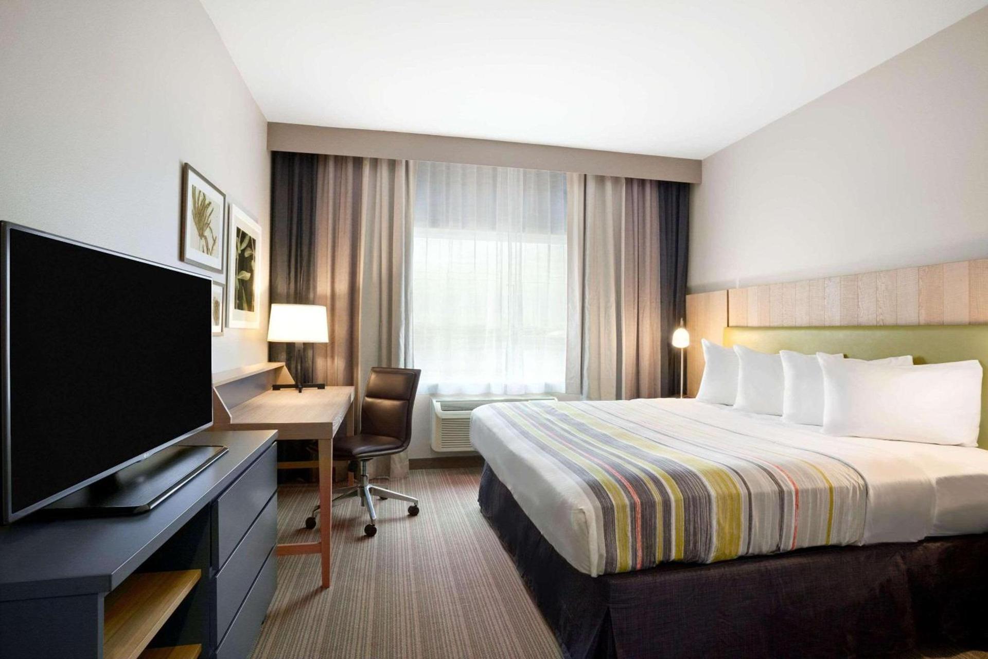 Country Inn & Suites by Radisson, Enid, OK photo 3