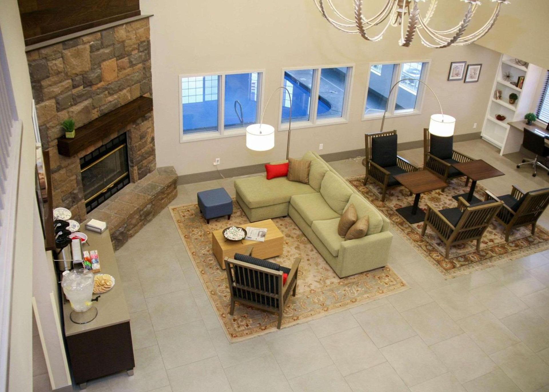 Country Inn & Suites by Radisson, Prineville, OR photo 7