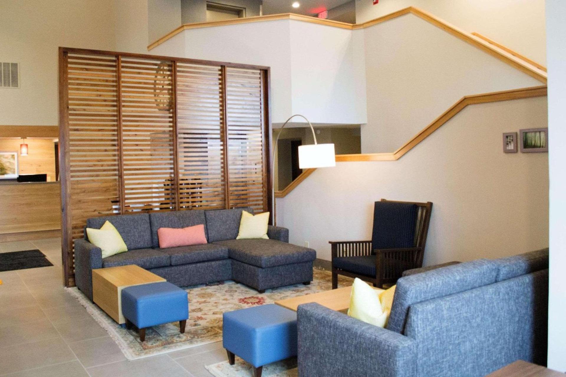 Country Inn & Suites by Radisson, Erie, PA photo 5