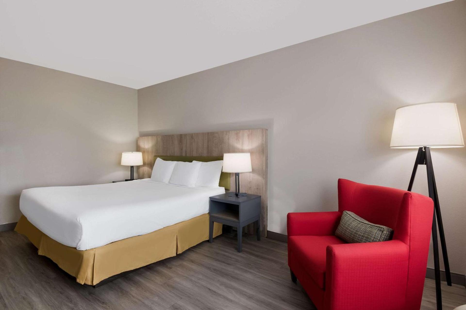 Country Inn & Suites by Radisson, Harrisburg Northeast - Hershey photo 6