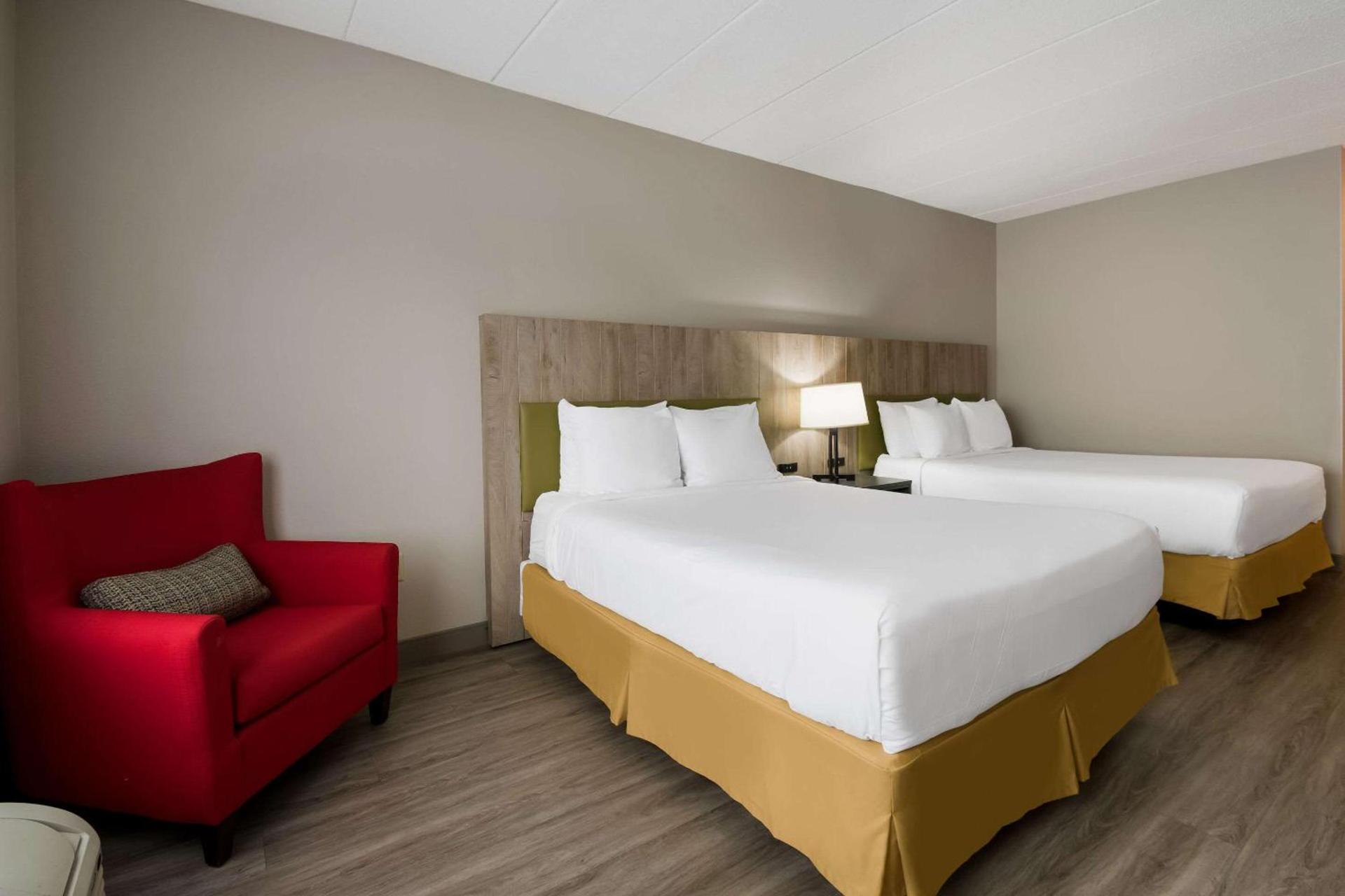 Country Inn & Suites by Radisson, Harrisburg Northeast - Hershey photo 9