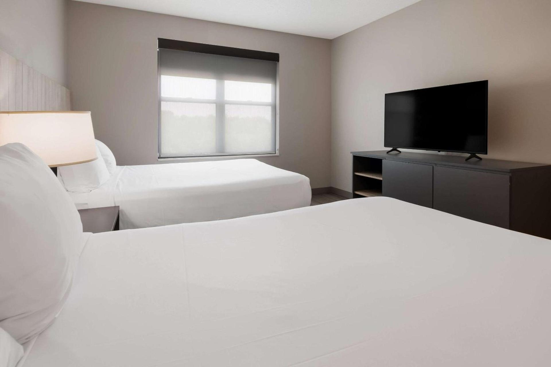 Country Inn & Suites by Radisson, Harrisburg Northeast - Hershey photo 13