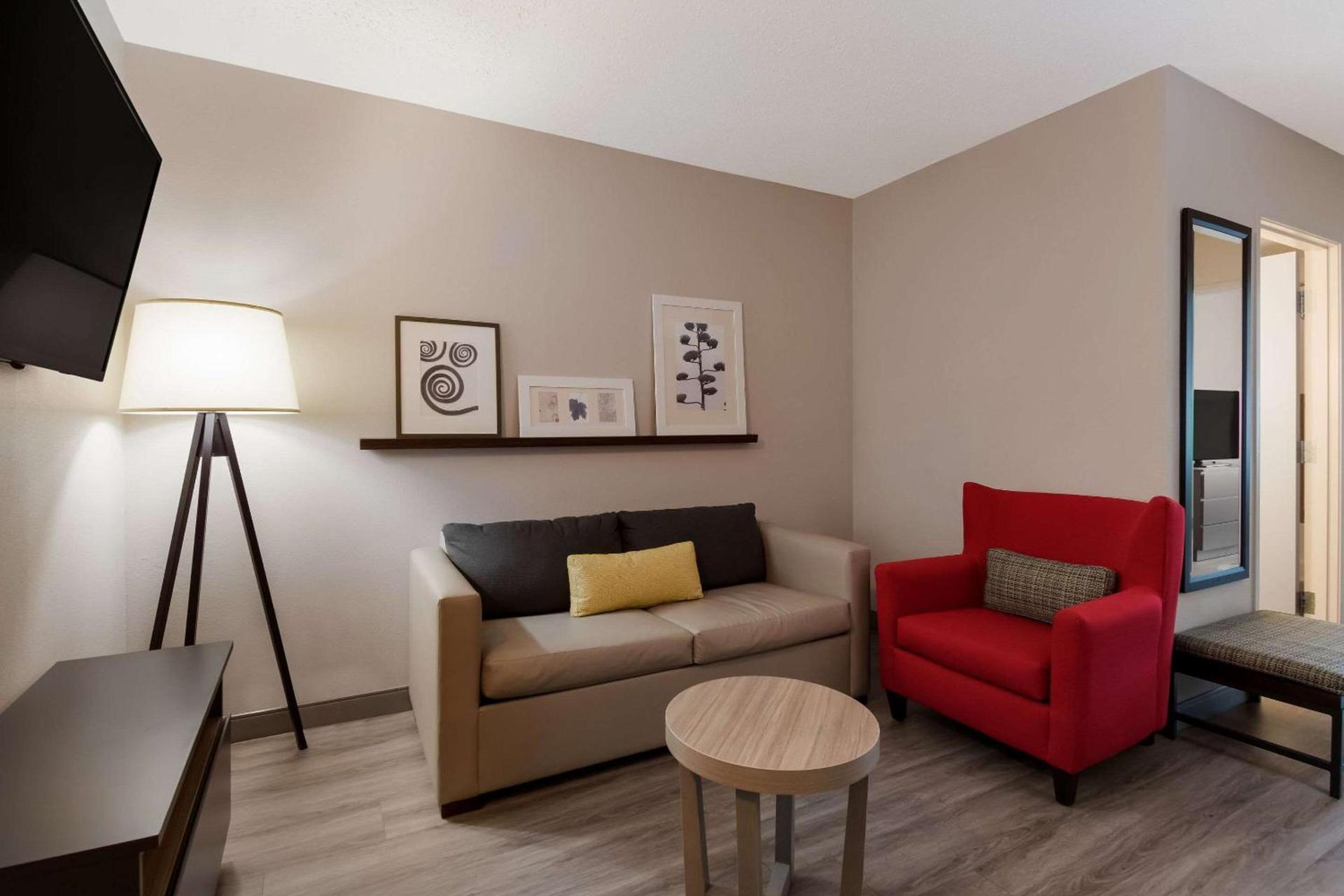 Country Inn & Suites by Radisson, Harrisburg Northeast - Hershey photo 16