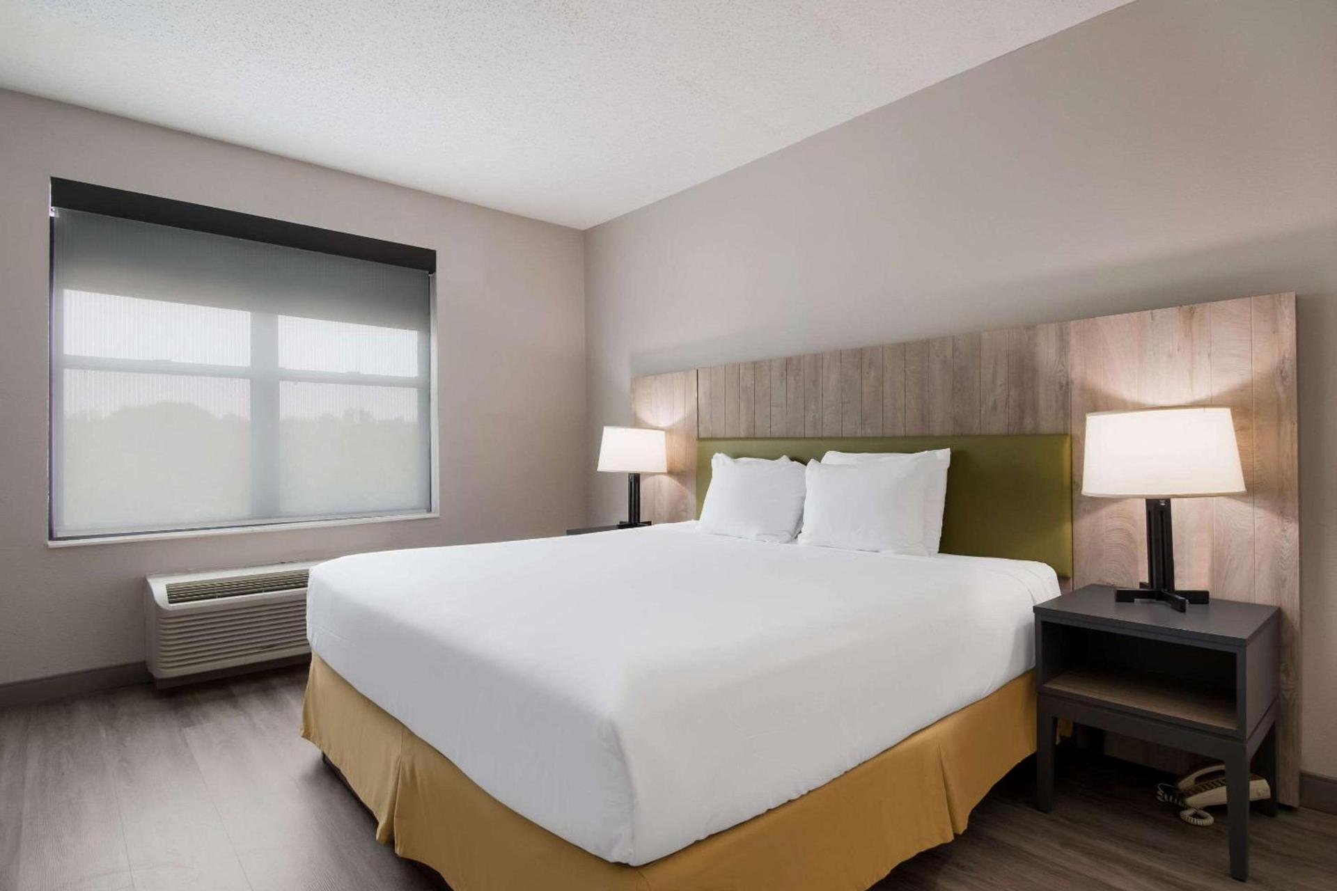 Country Inn & Suites by Radisson, Harrisburg Northeast - Hershey photo 20