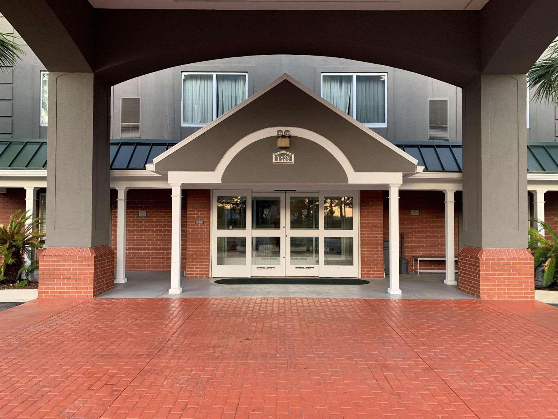 Country Inn & Suites By Radisson, Charleston North, SC photo 1