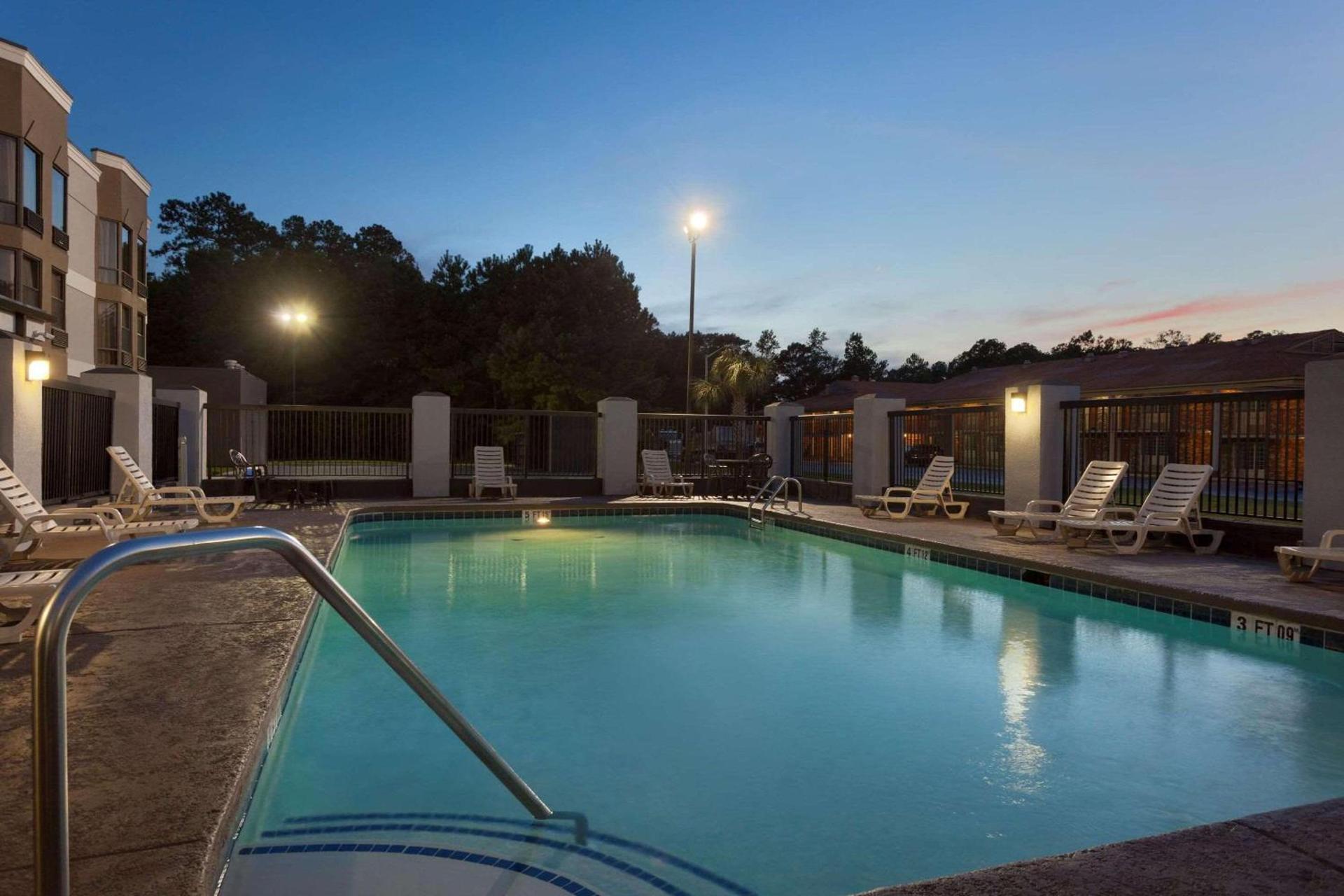 Spark By Hilton Florence North I-95, Sc photo 10