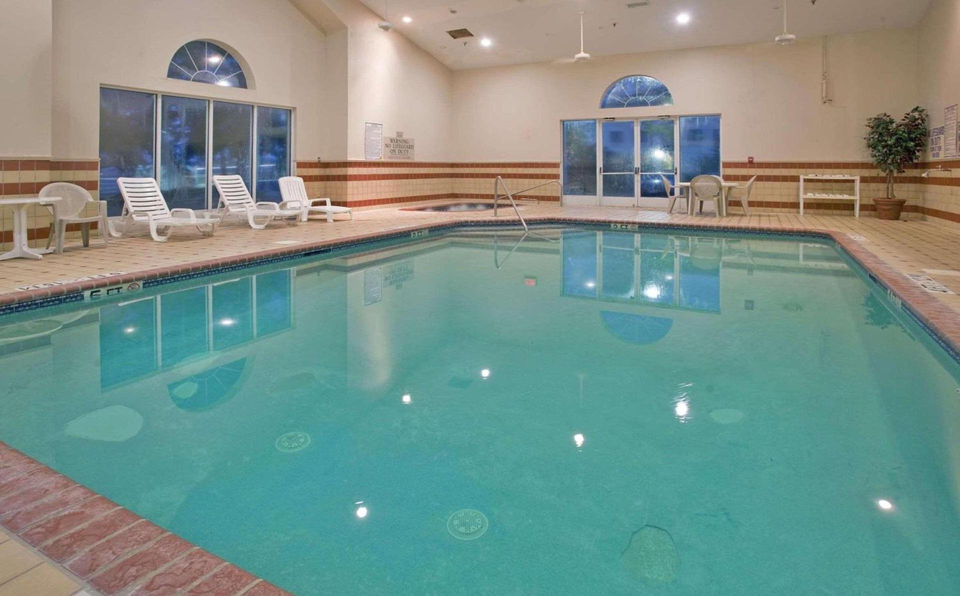 Country Inn & Suites by Radisson, Columbia, SC photo 2