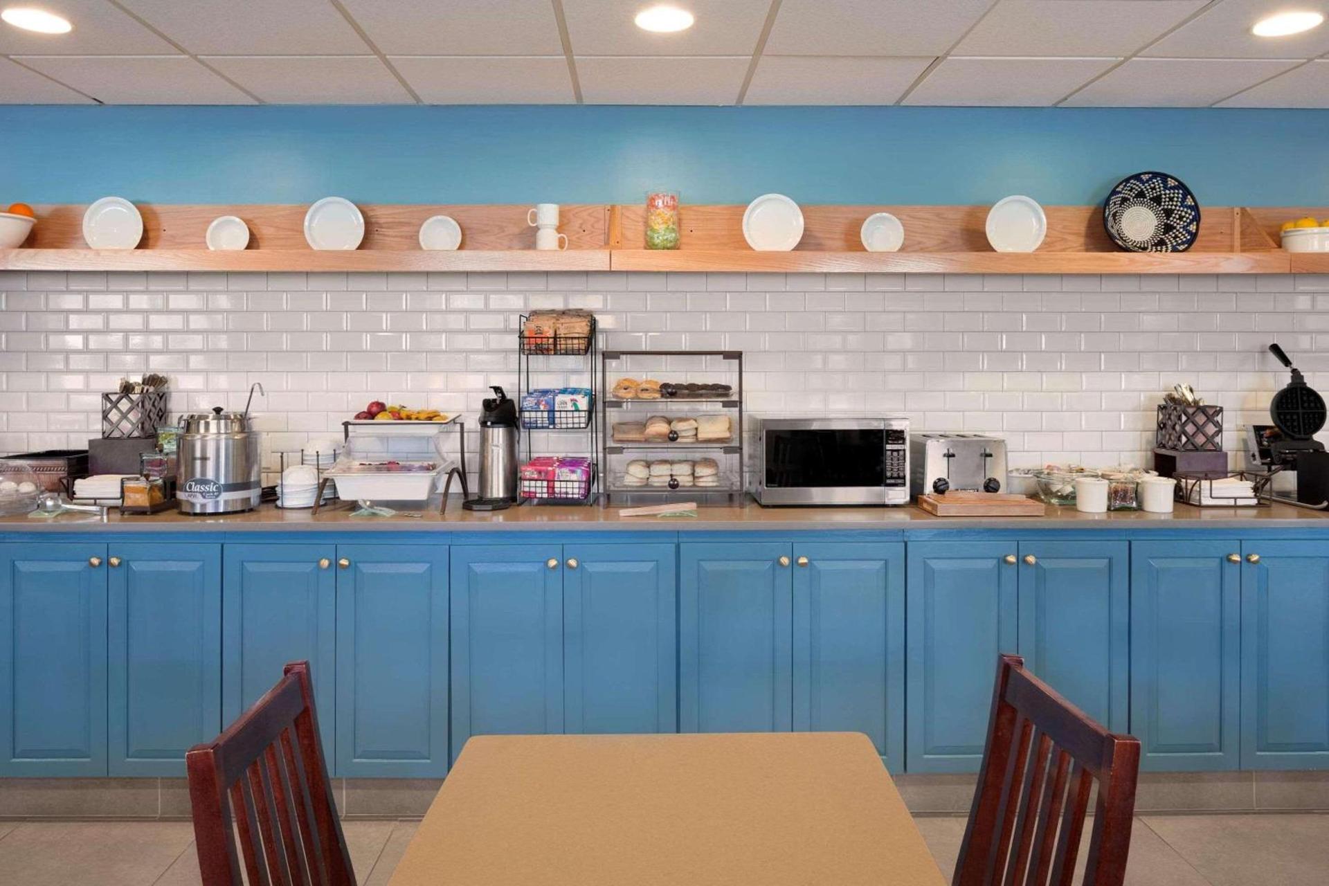 Country Inn & Suites by Radisson, Aiken South photo 10
