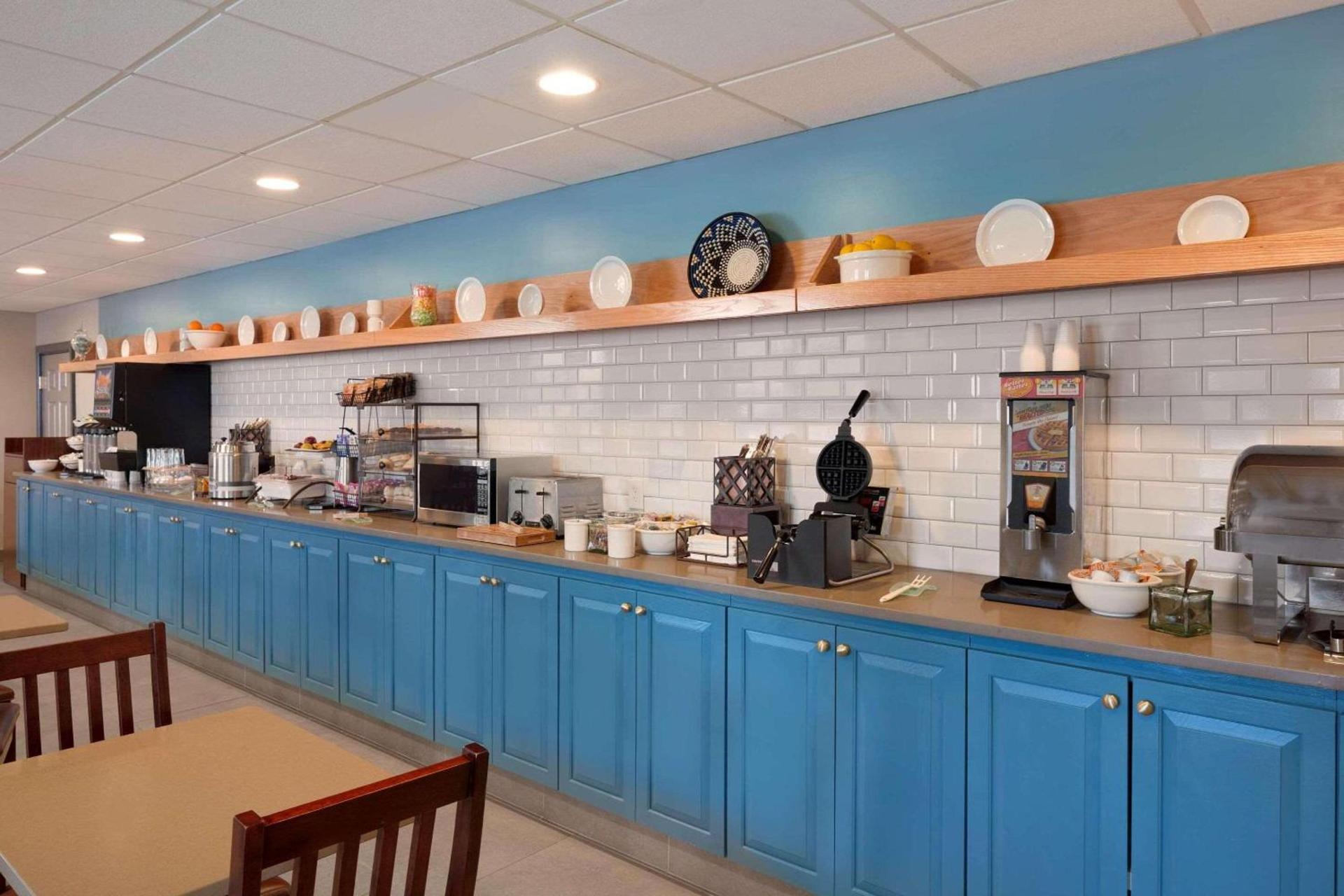 Country Inn & Suites by Radisson, Aiken South photo 11