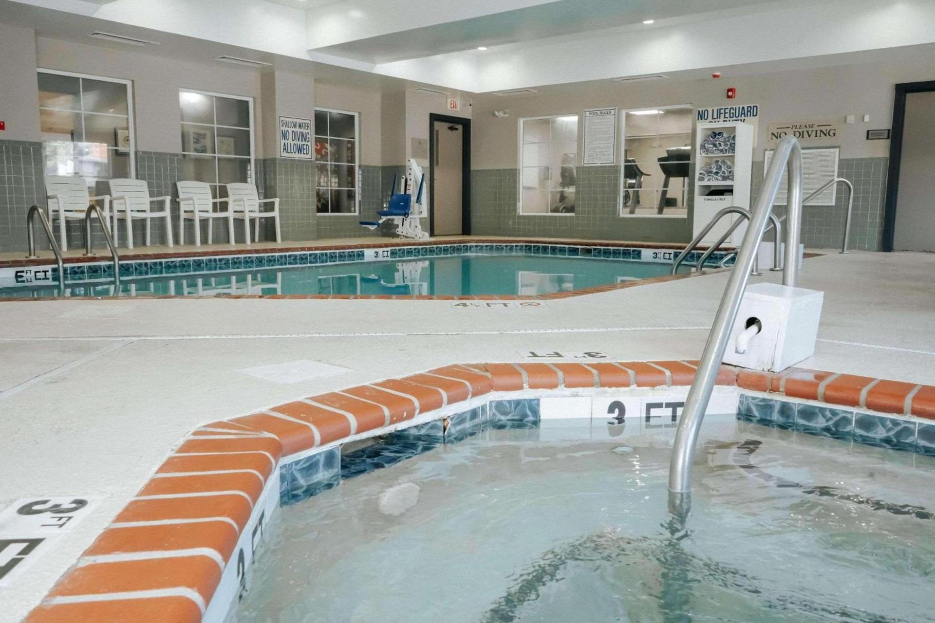 Country Inn & Suites by Radisson, Myrtle Beach, SC photo 2