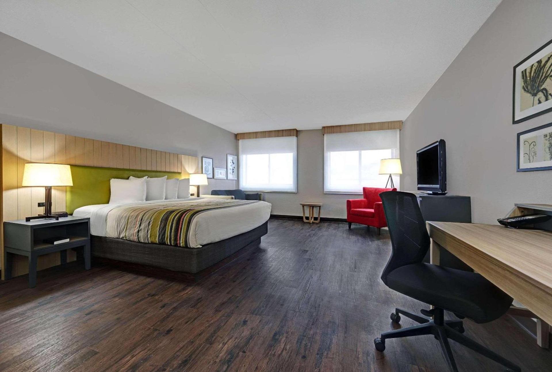 Country Inn & Suites by Radisson, Pierre, SD photo 9
