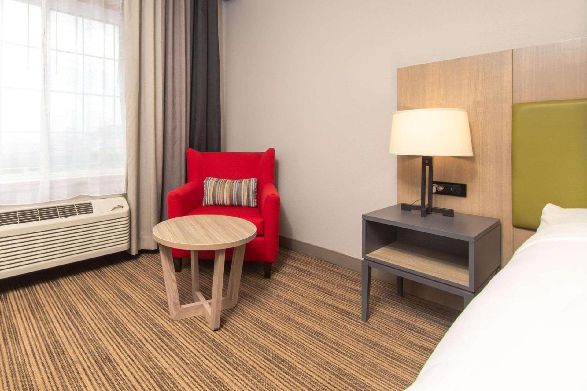 Country Inn & Suites by Radisson, Rapid City, SD photo 7