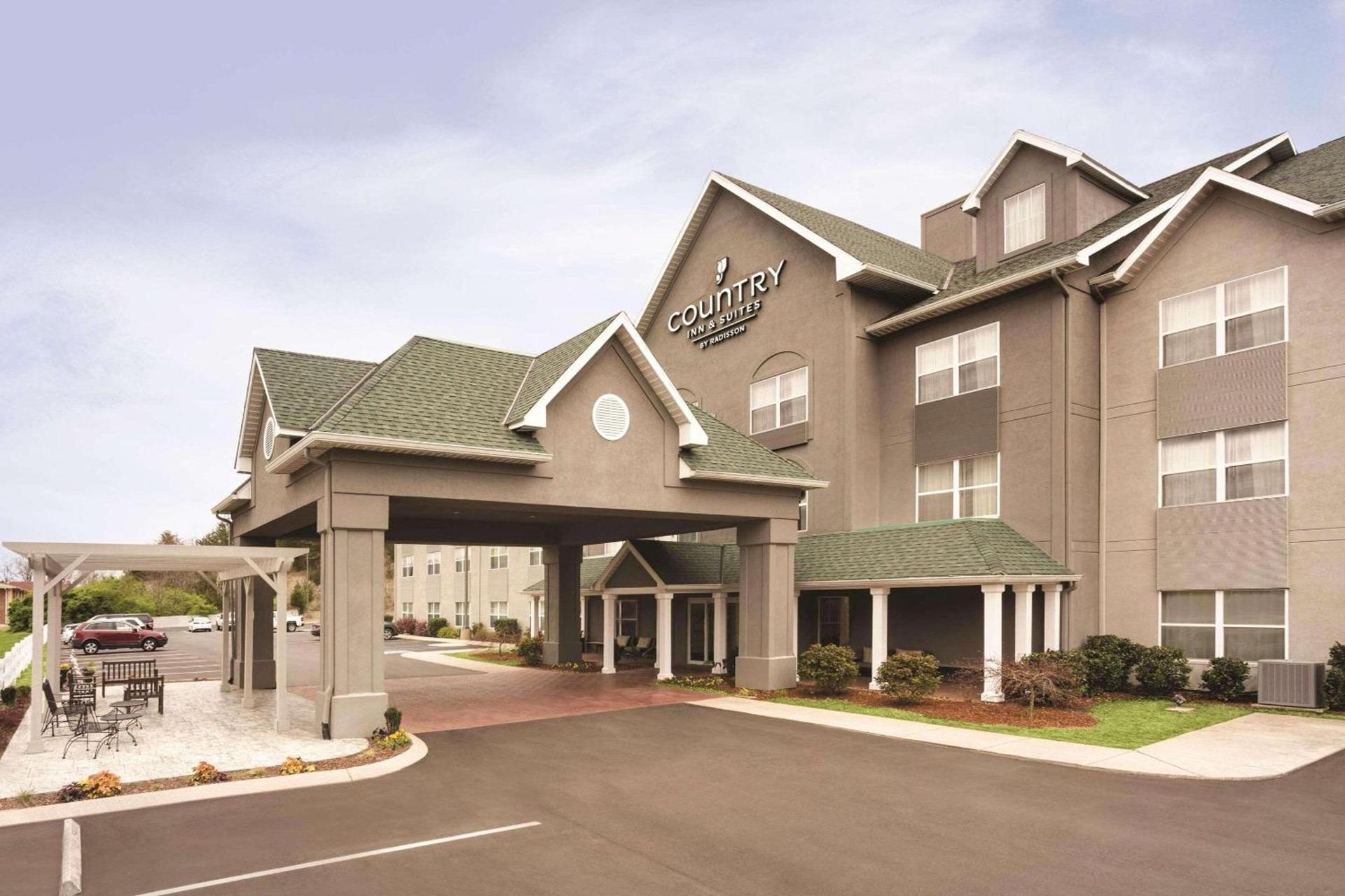 Country Inn & Suites by Radisson, Chattanooga-Lookout Mountain photo 2