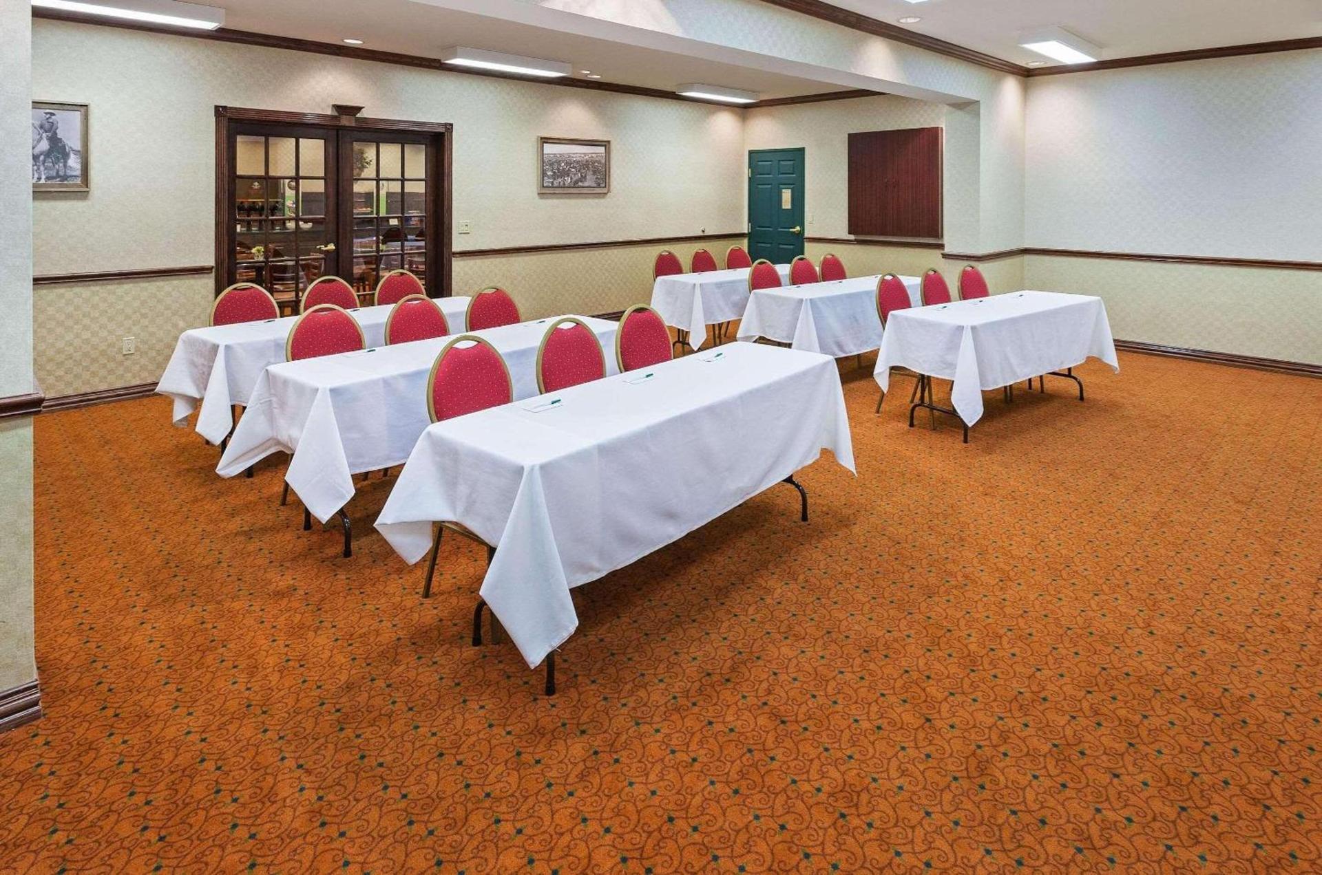 Country Inn & Suites by Radisson, Amarillo I-40 West, TX photo 37