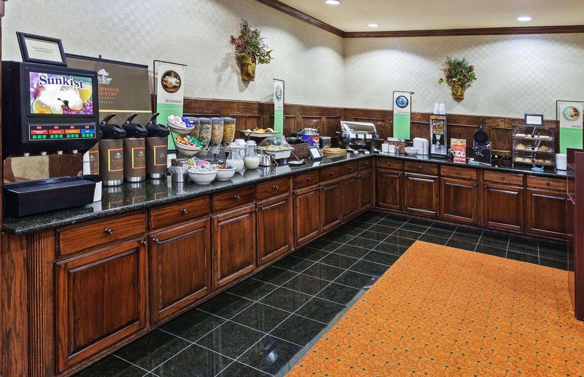 Country Inn & Suites by Radisson, Amarillo I-40 West, TX photo 40
