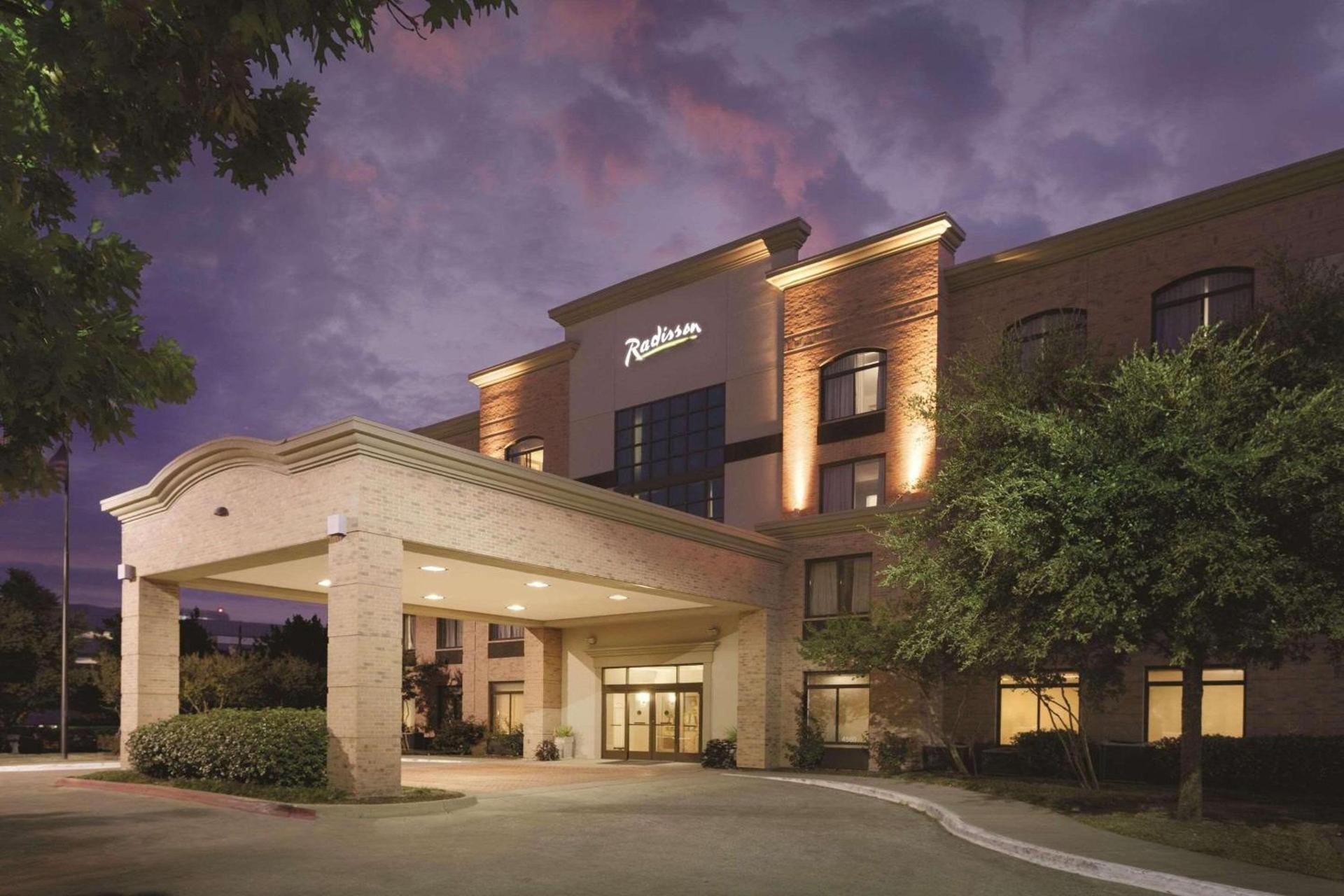 Hampton Inn By Hilton Addison Dallas — hotel in Addison