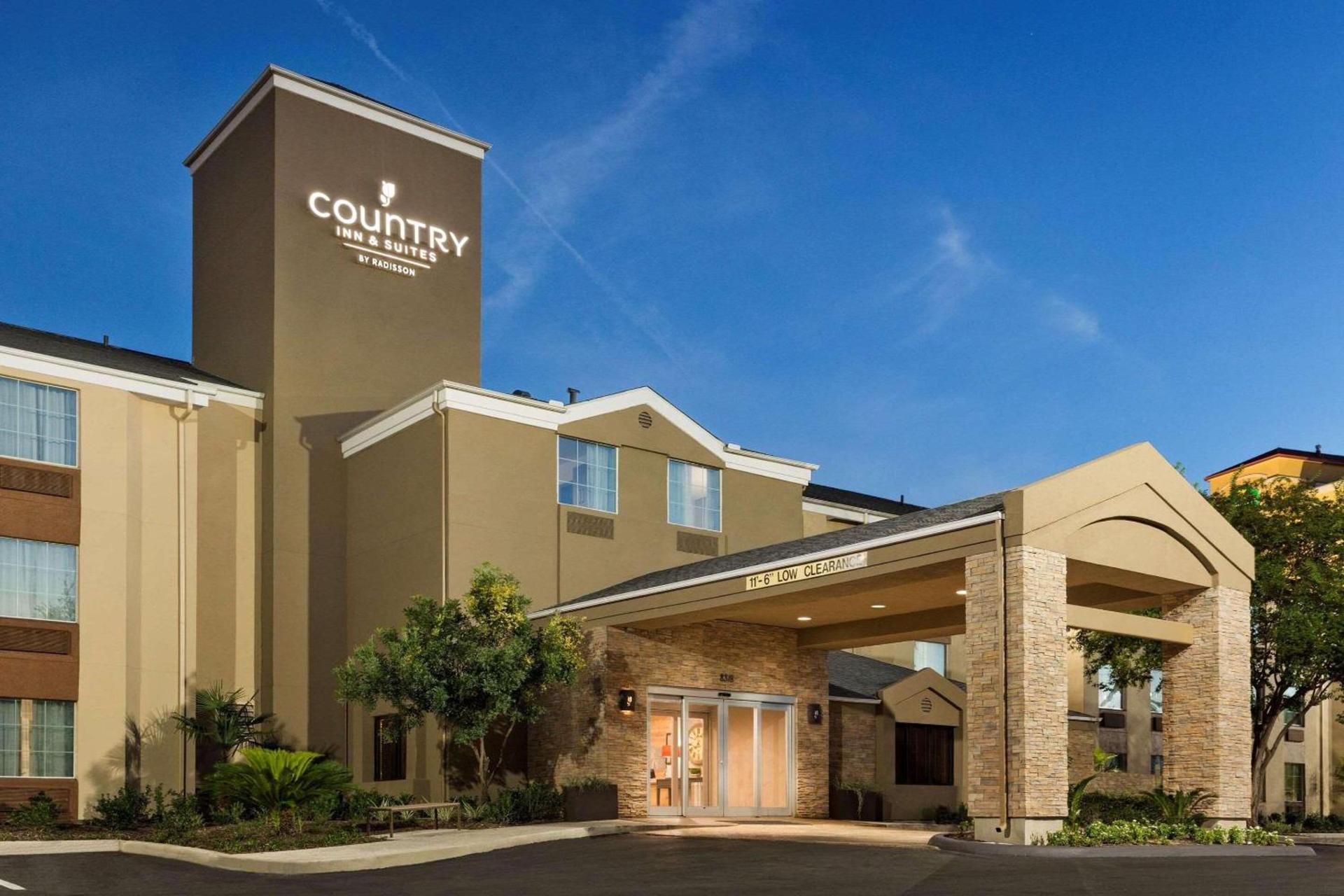 Country Inn & Suites by Radisson, San Antonio Medical Center, TX photo 1