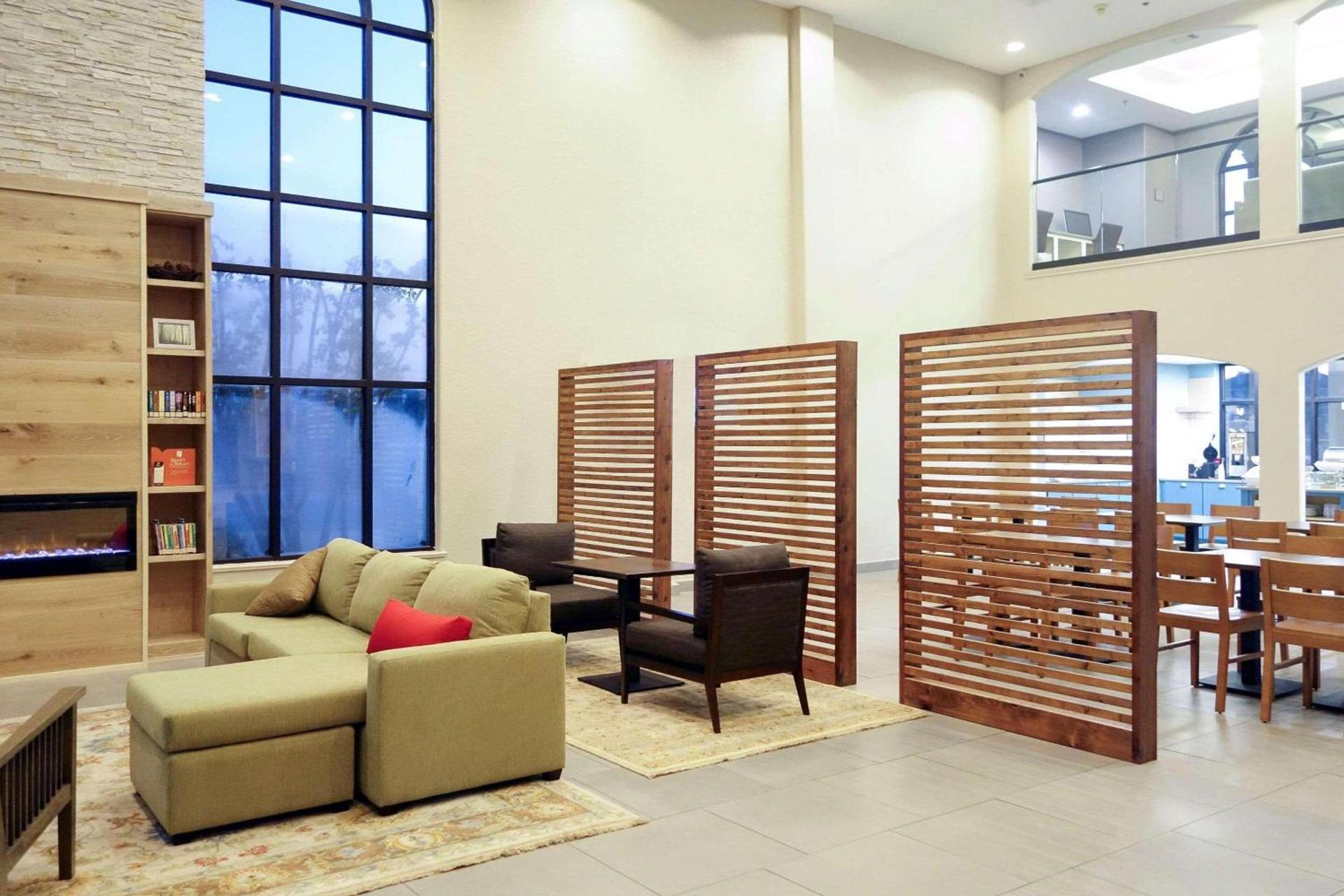 Country Inn & Suites by Radisson, Houston Northwest, TX photo 2