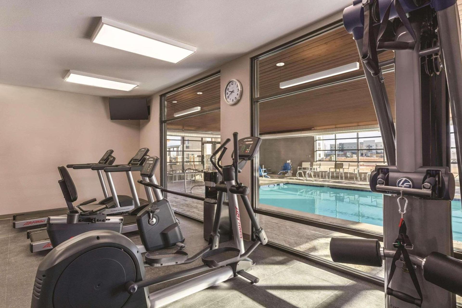 Country Inn & Suites by Radisson, Lubbock Southwest, TX photo 13