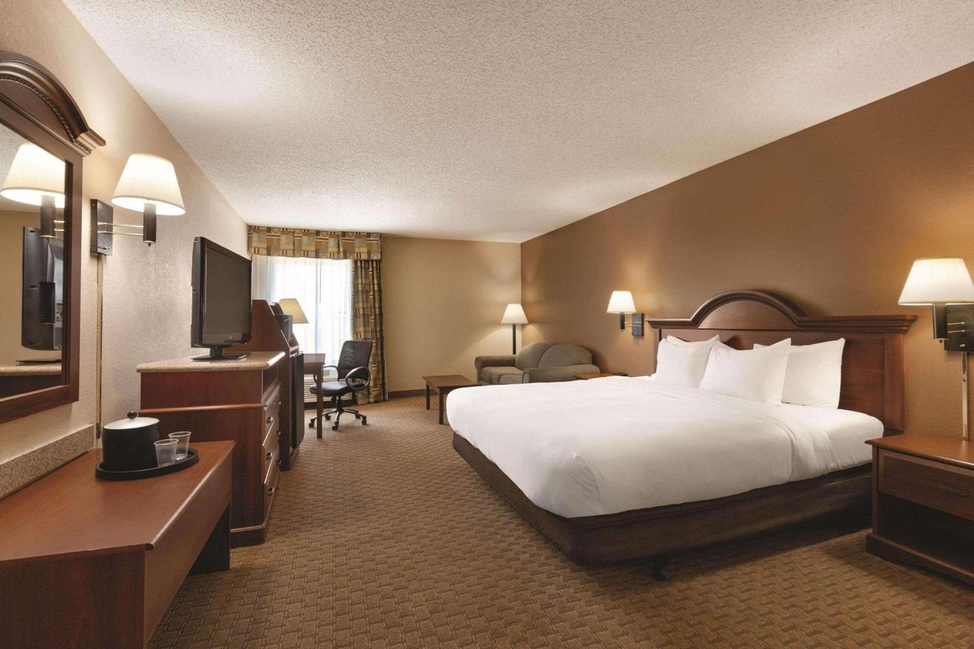 Comfort Inn & Suites Portland Corpus Christi photo 6