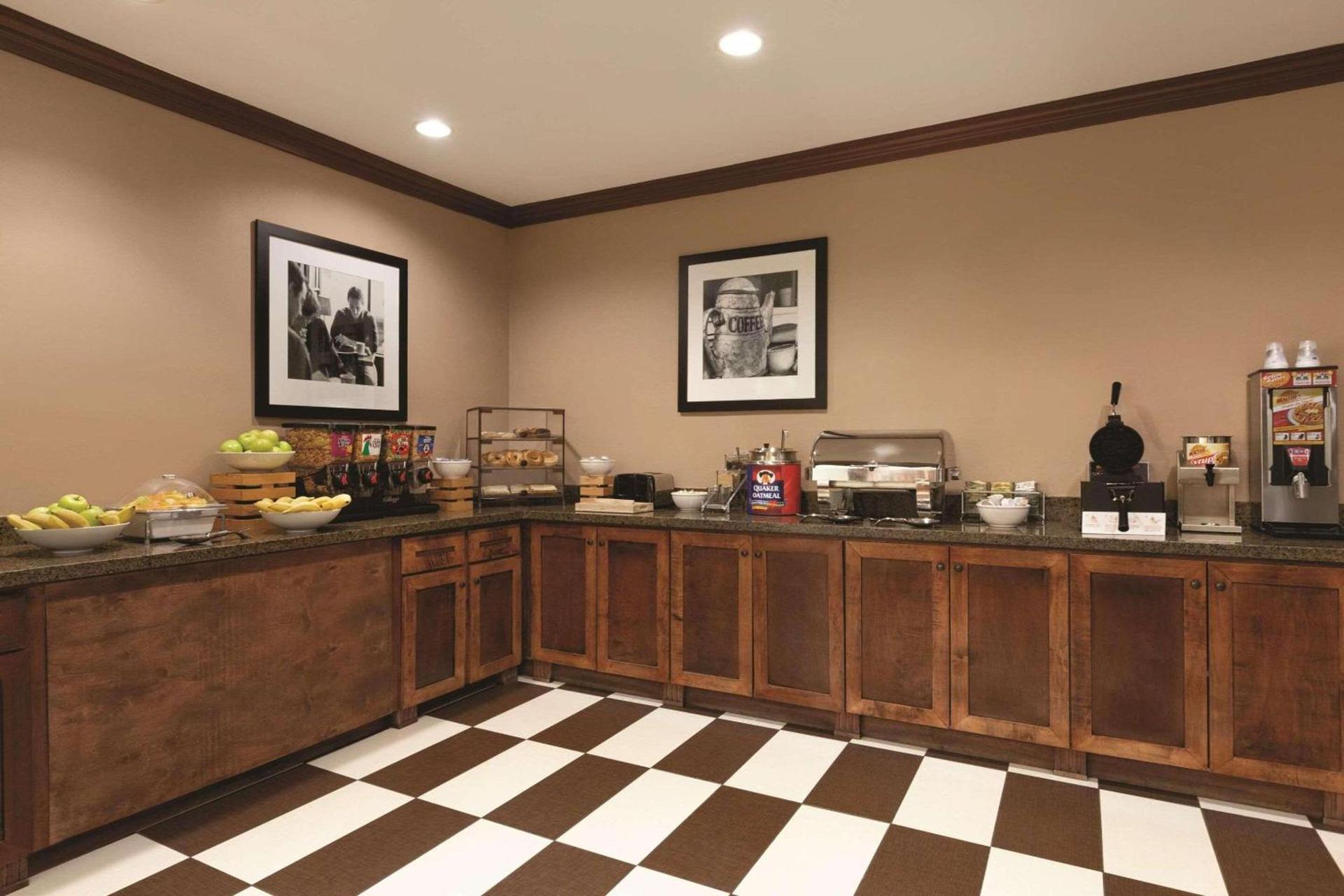 Comfort Inn & Suites Portland Corpus Christi photo 10